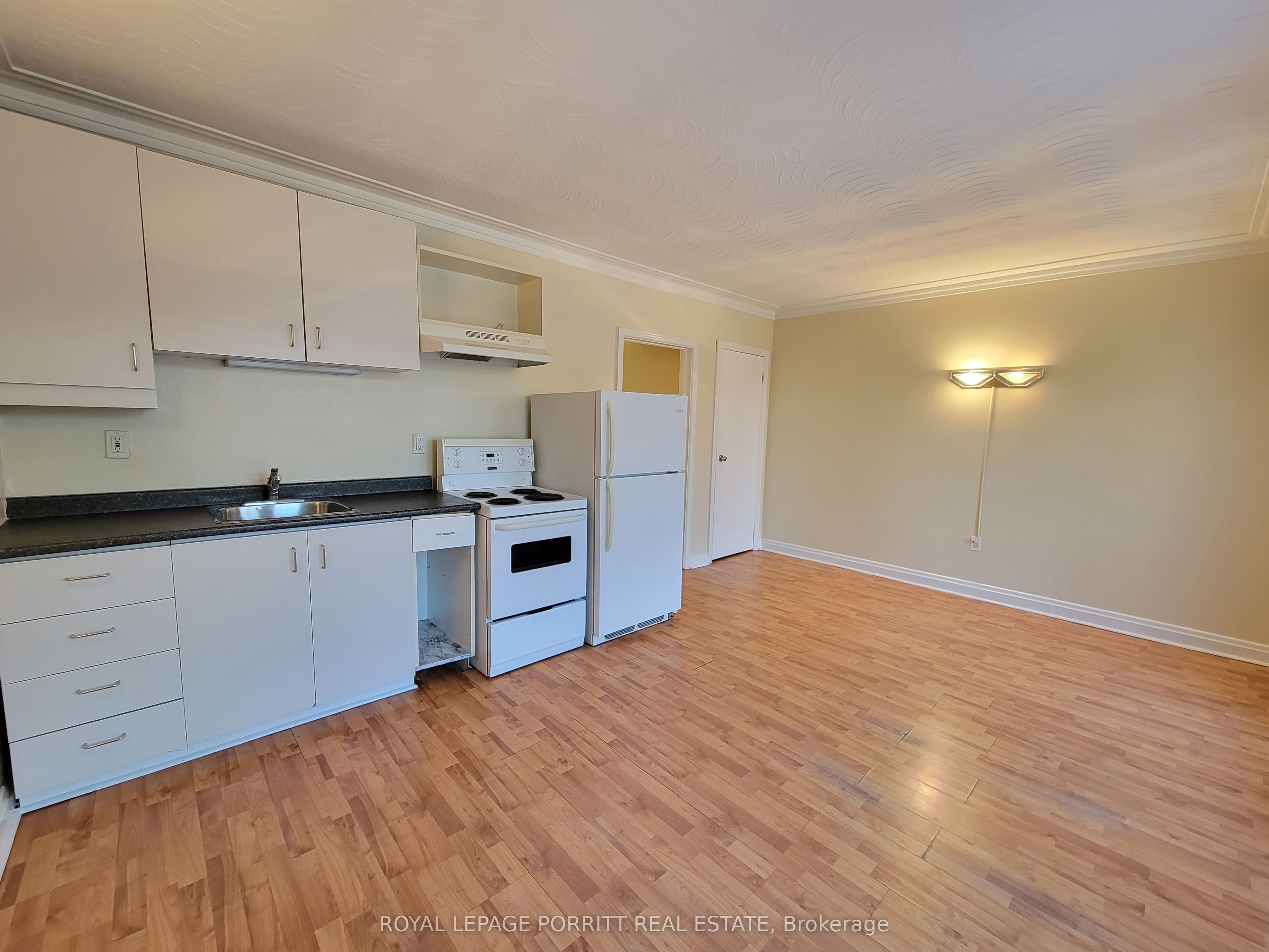 3295 Lake Shore Boulevard W A Property Photo 5