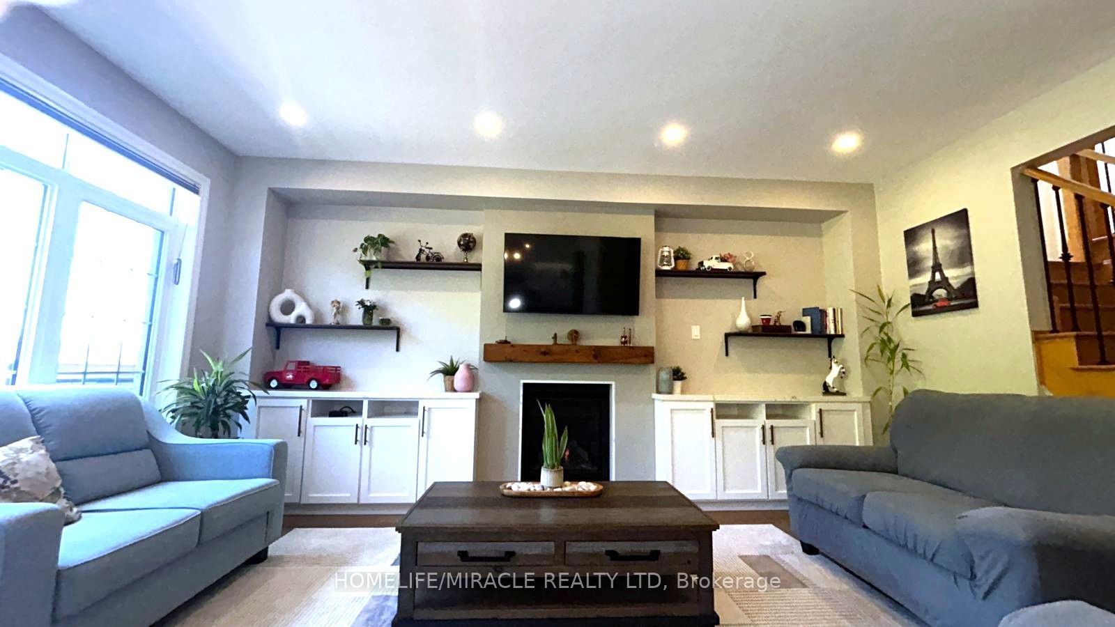 185 Thornbush Boulevard Property Photo 16