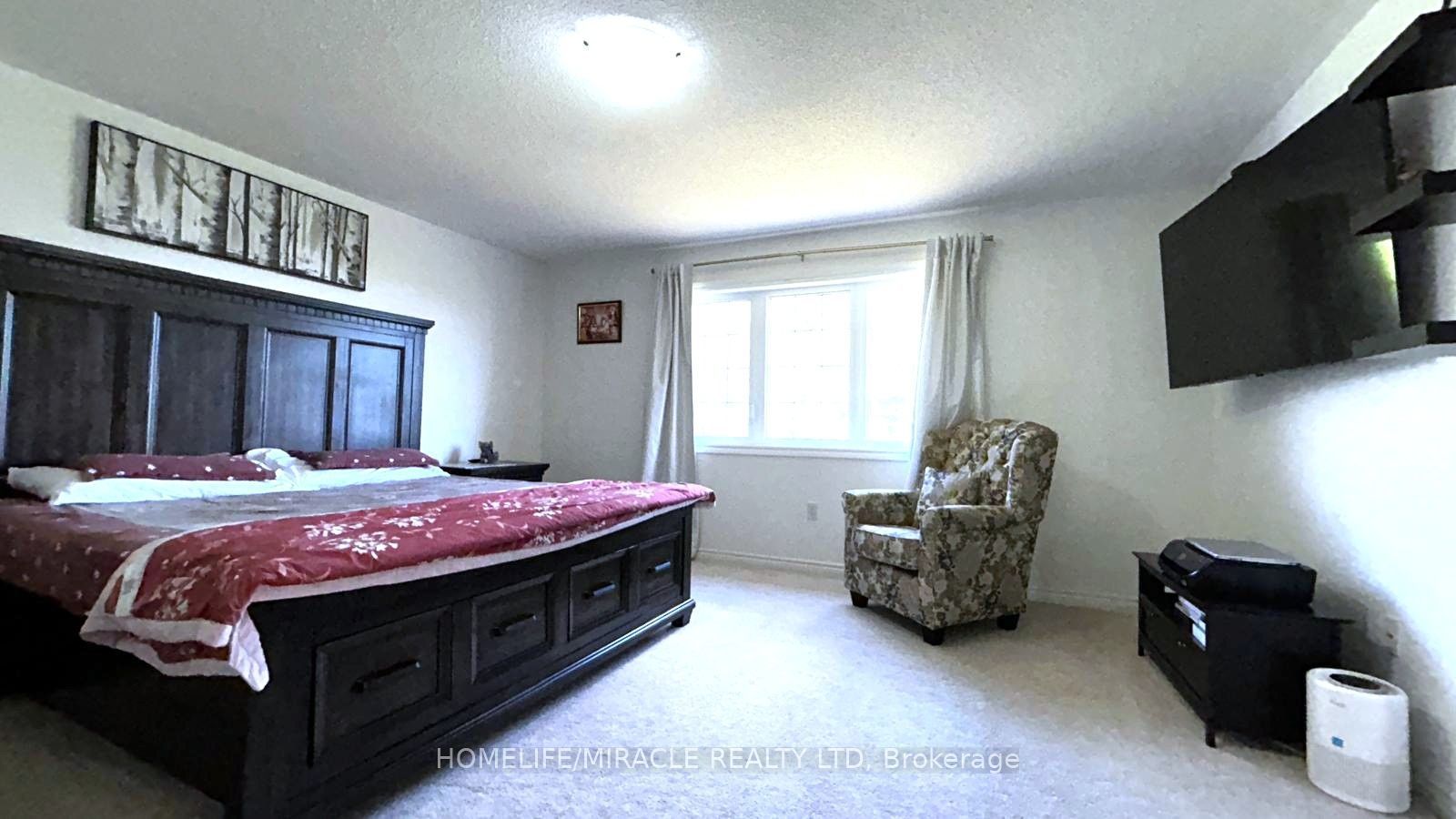 185 Thornbush Boulevard Property Photo 30