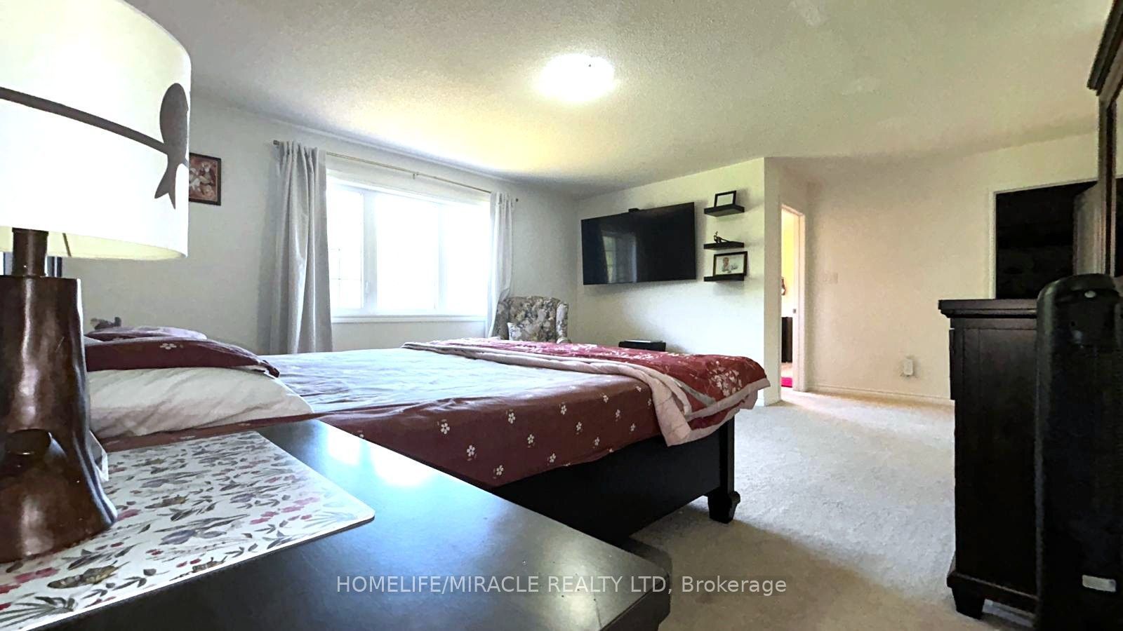 185 Thornbush Boulevard Property Photo 31