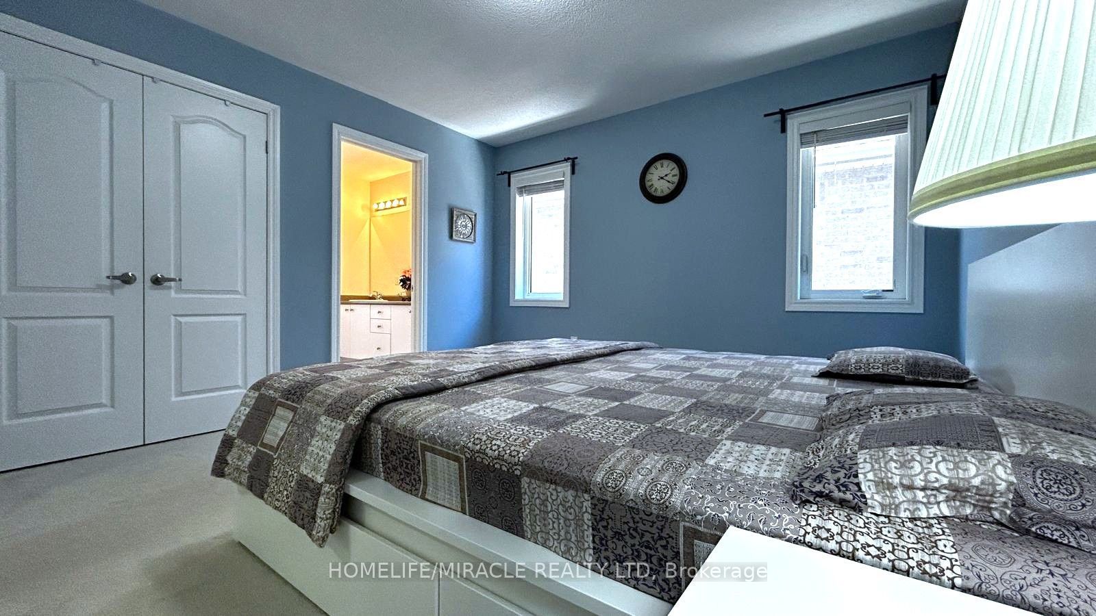 185 Thornbush Boulevard Property Photo 43