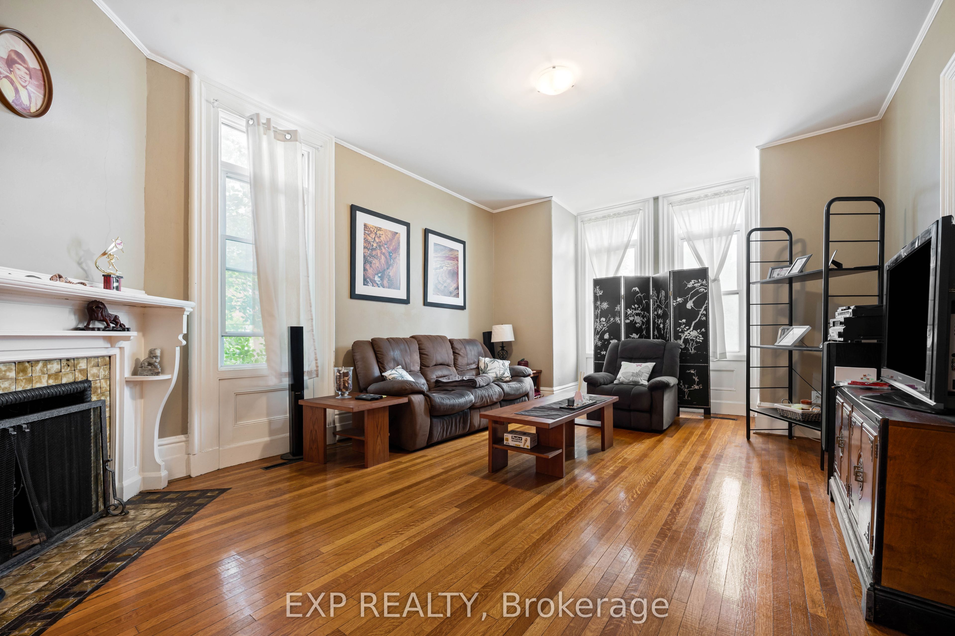 48 First Street Property Photo 10