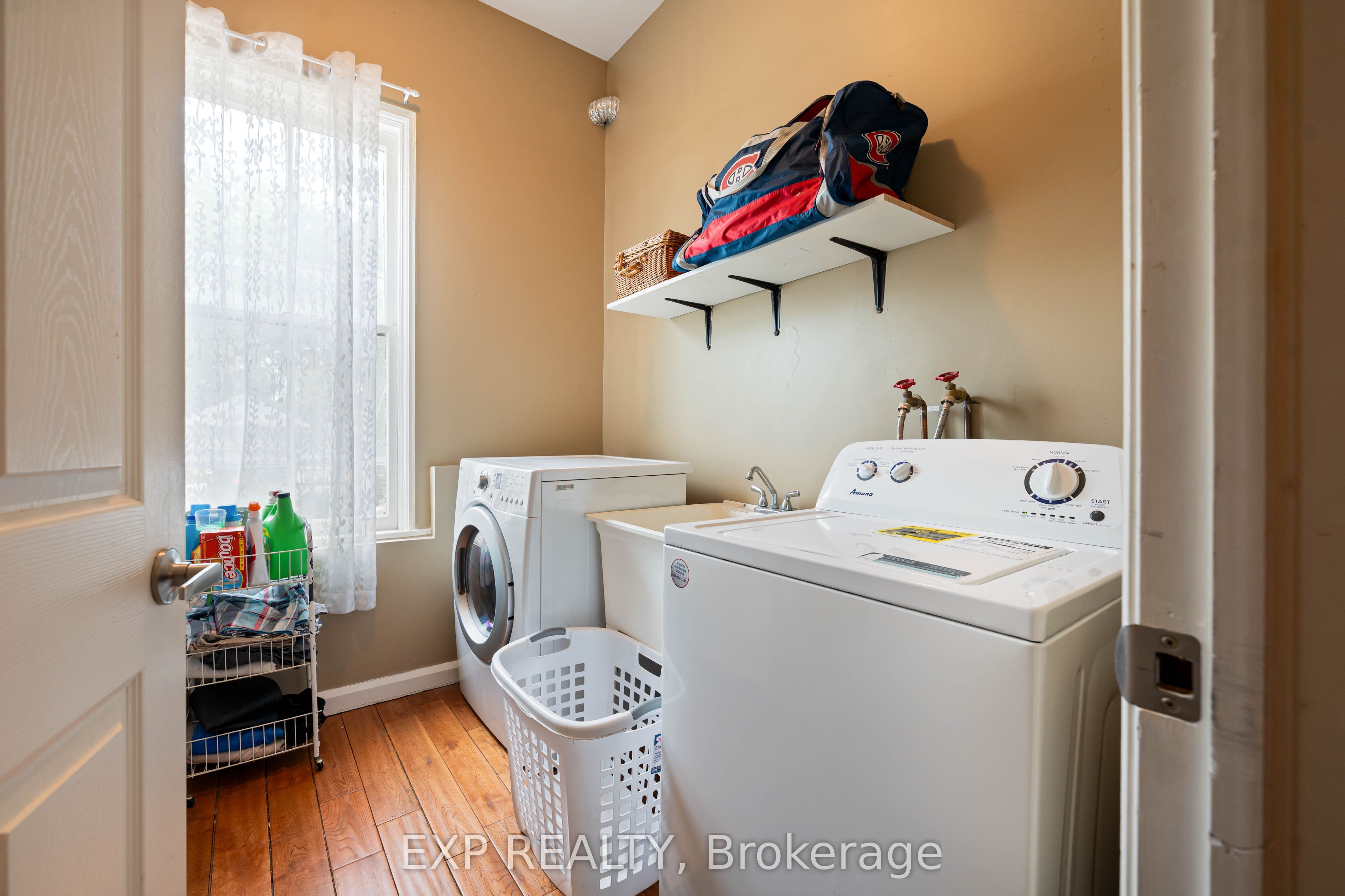 48 First Street Property Photo 18