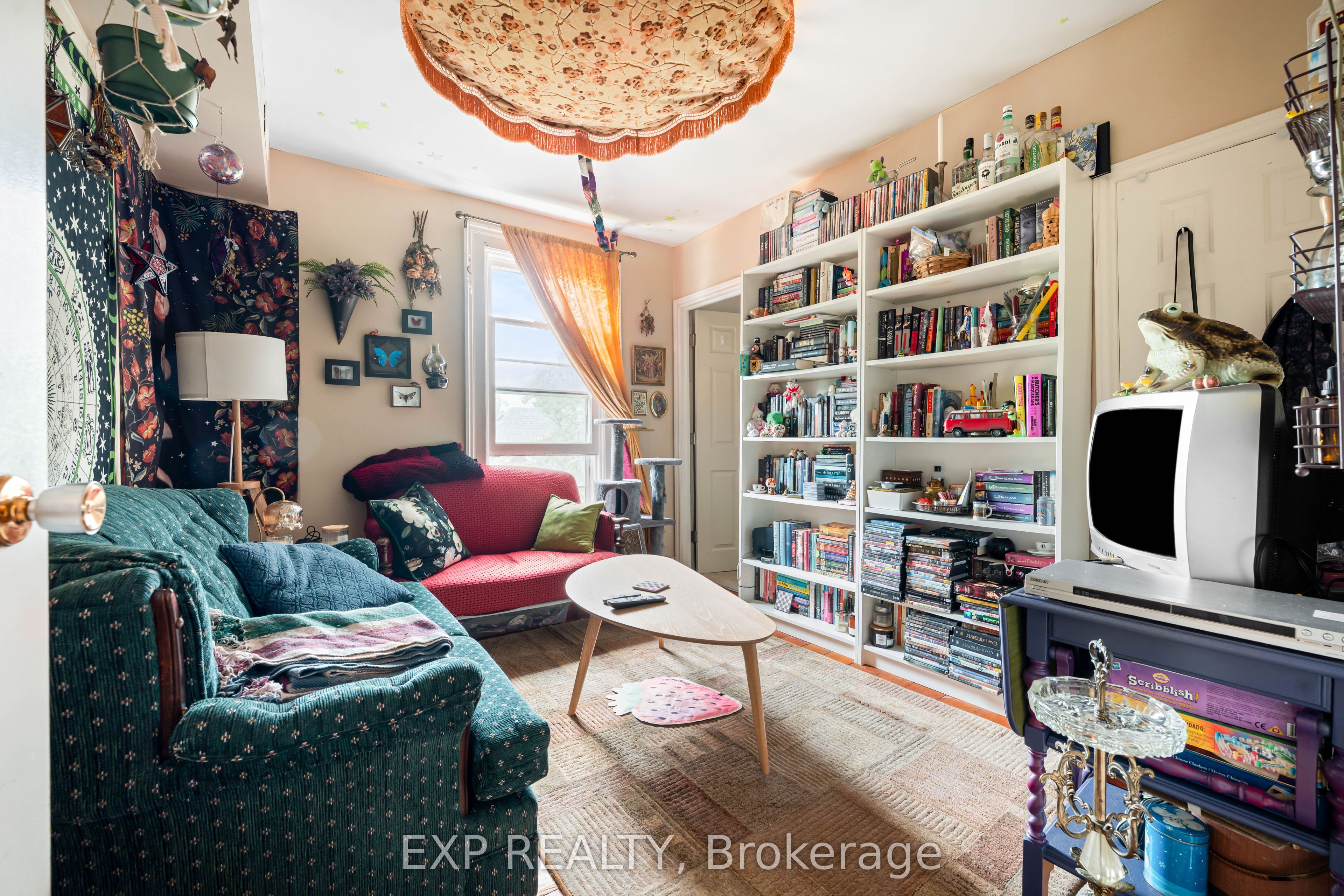 48 First Street Property Photo 26