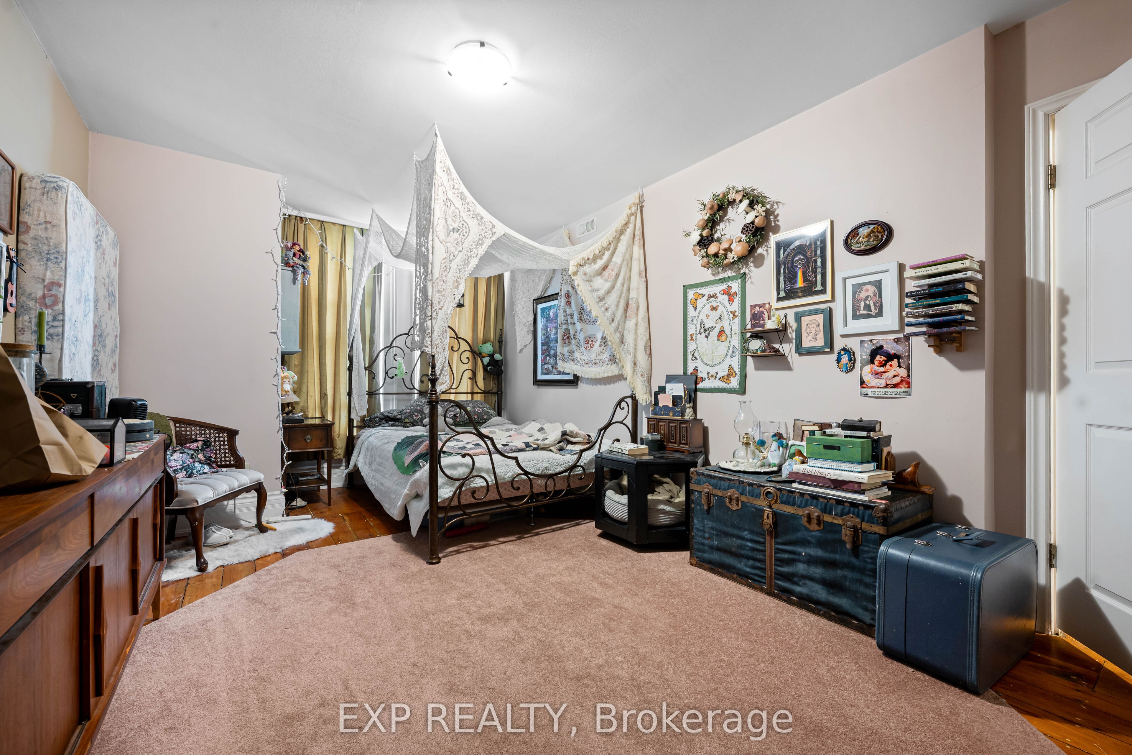 48 First Street Property Photo 27