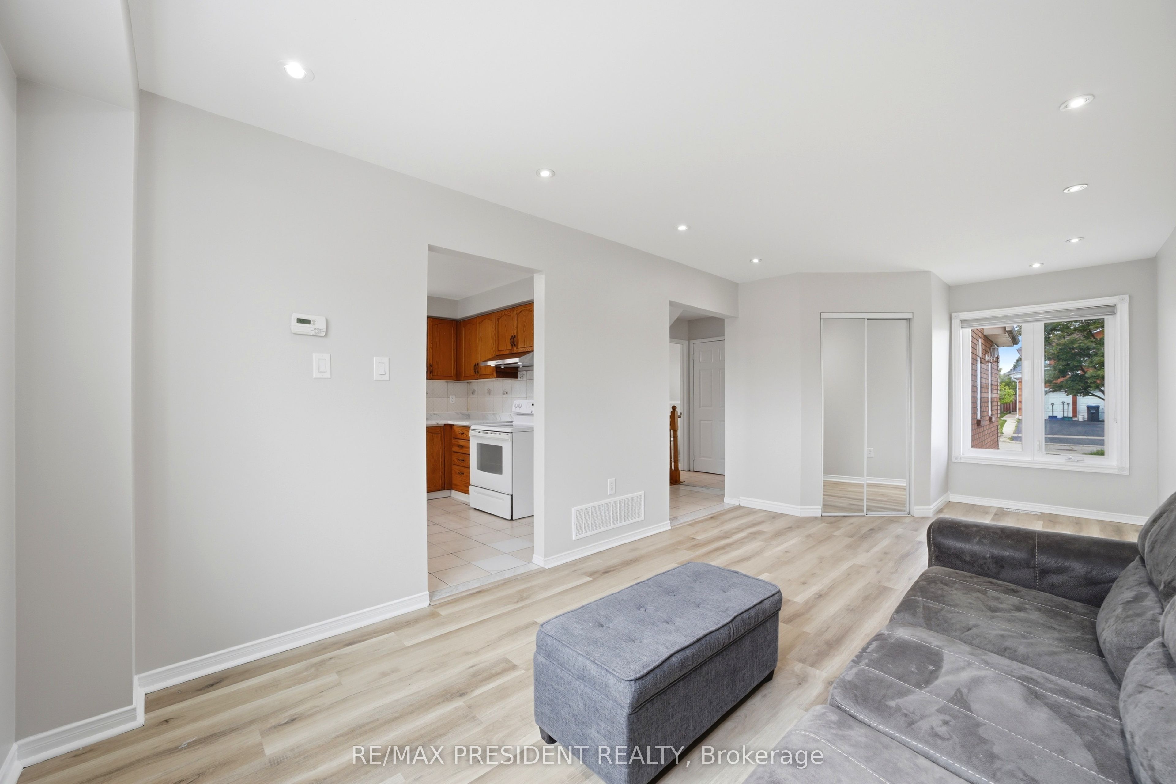 112 Ravenswood Drive Property Photo 7