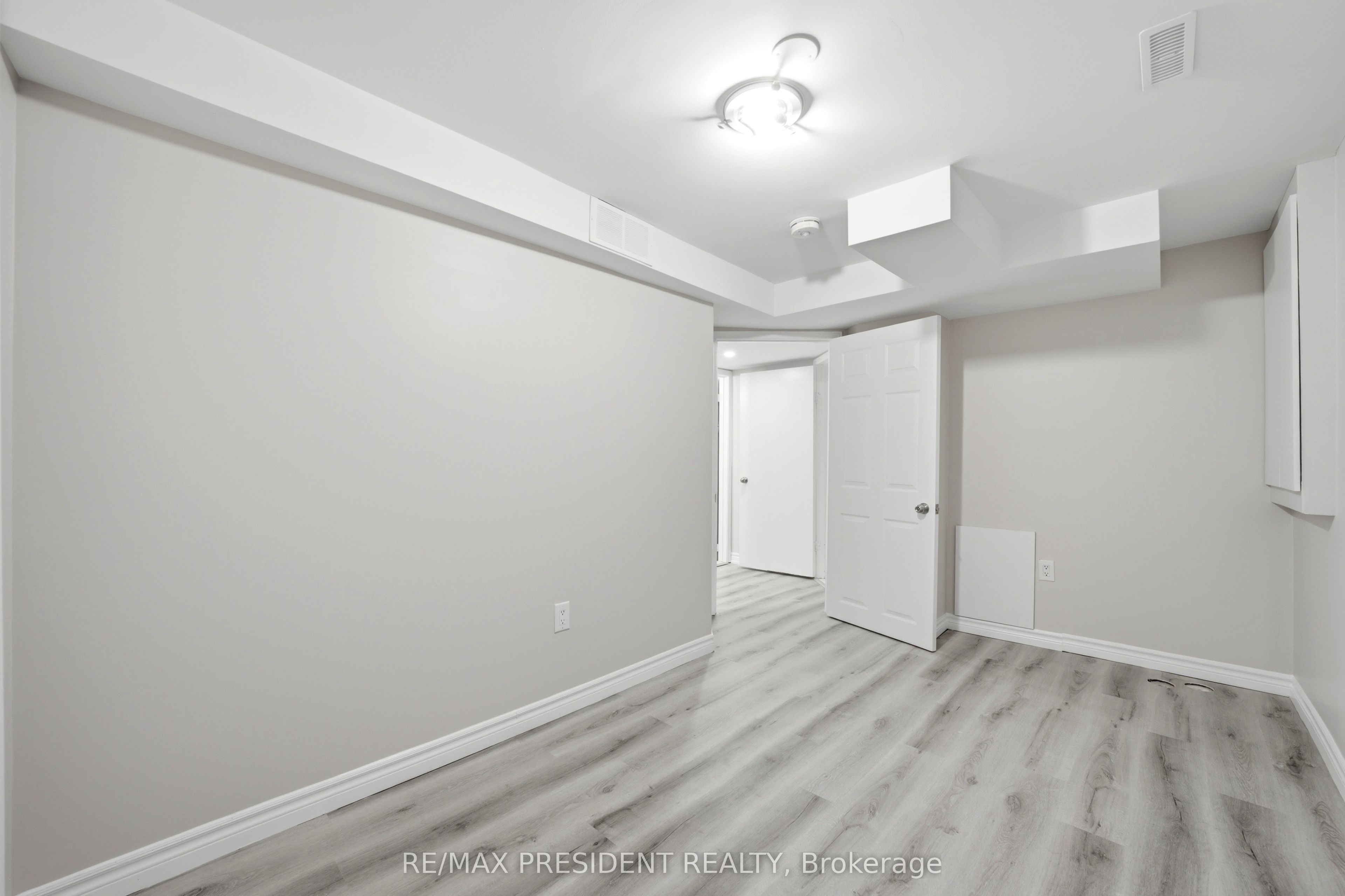112 Ravenswood Drive Property Photo 33