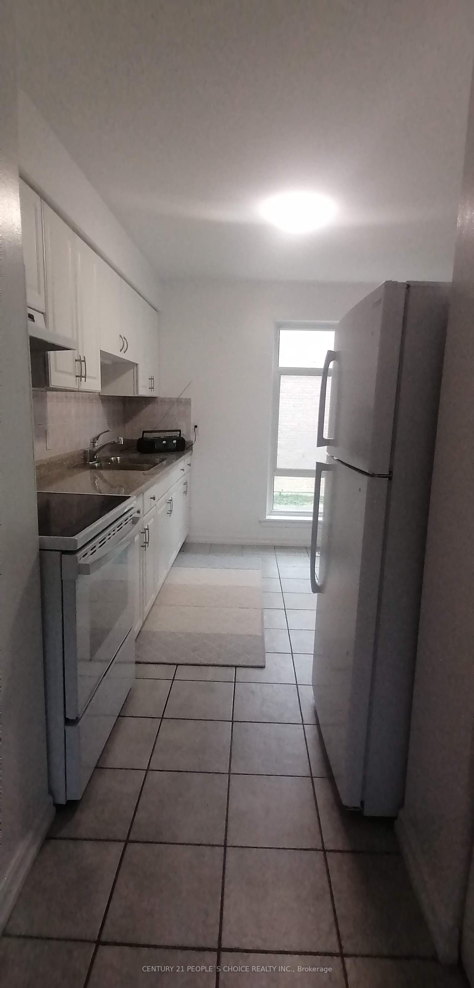 17 Gosford Boulevard 9 Property Photo 10