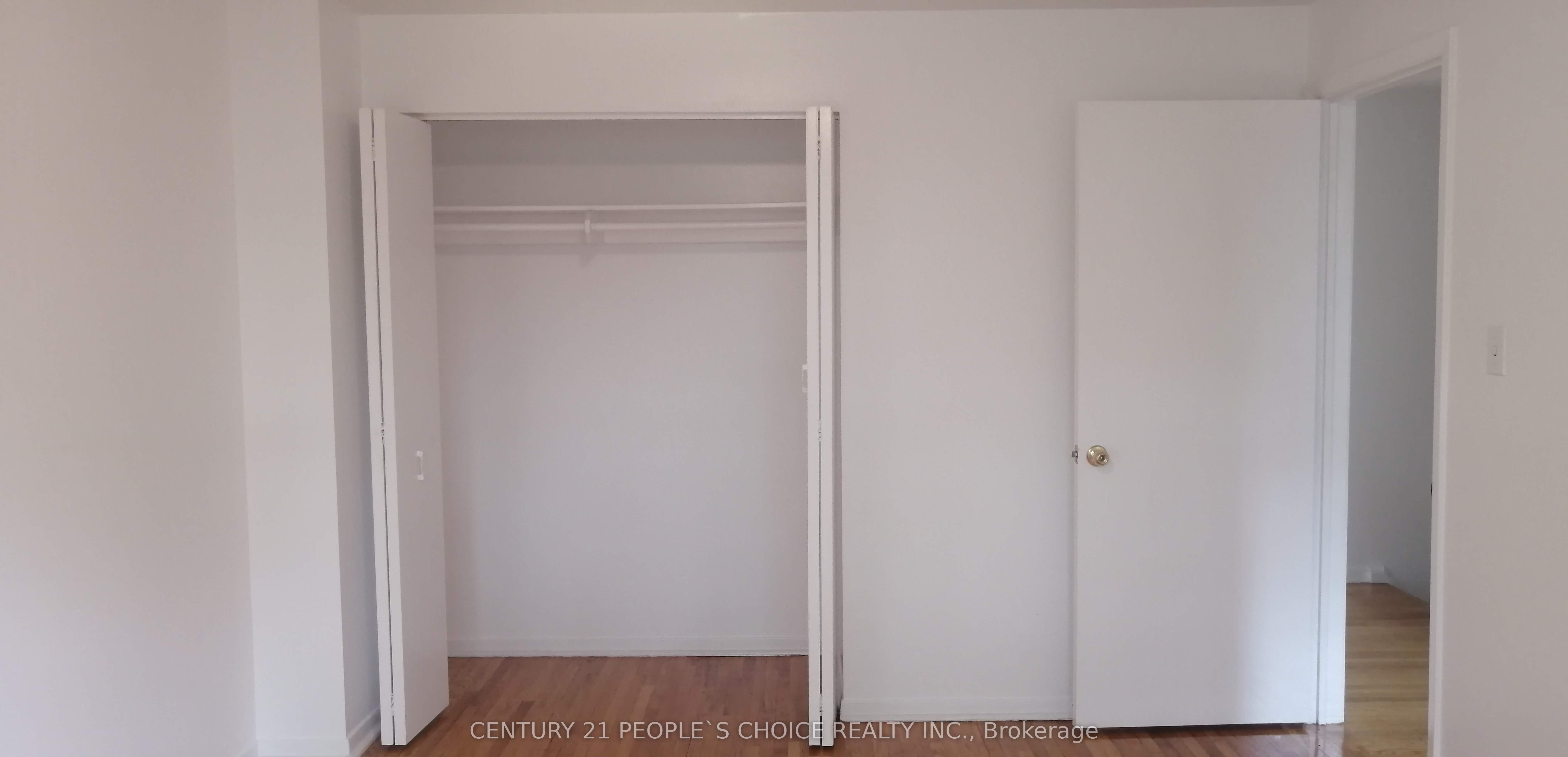 17 Gosford Boulevard 9 Property Photo 16