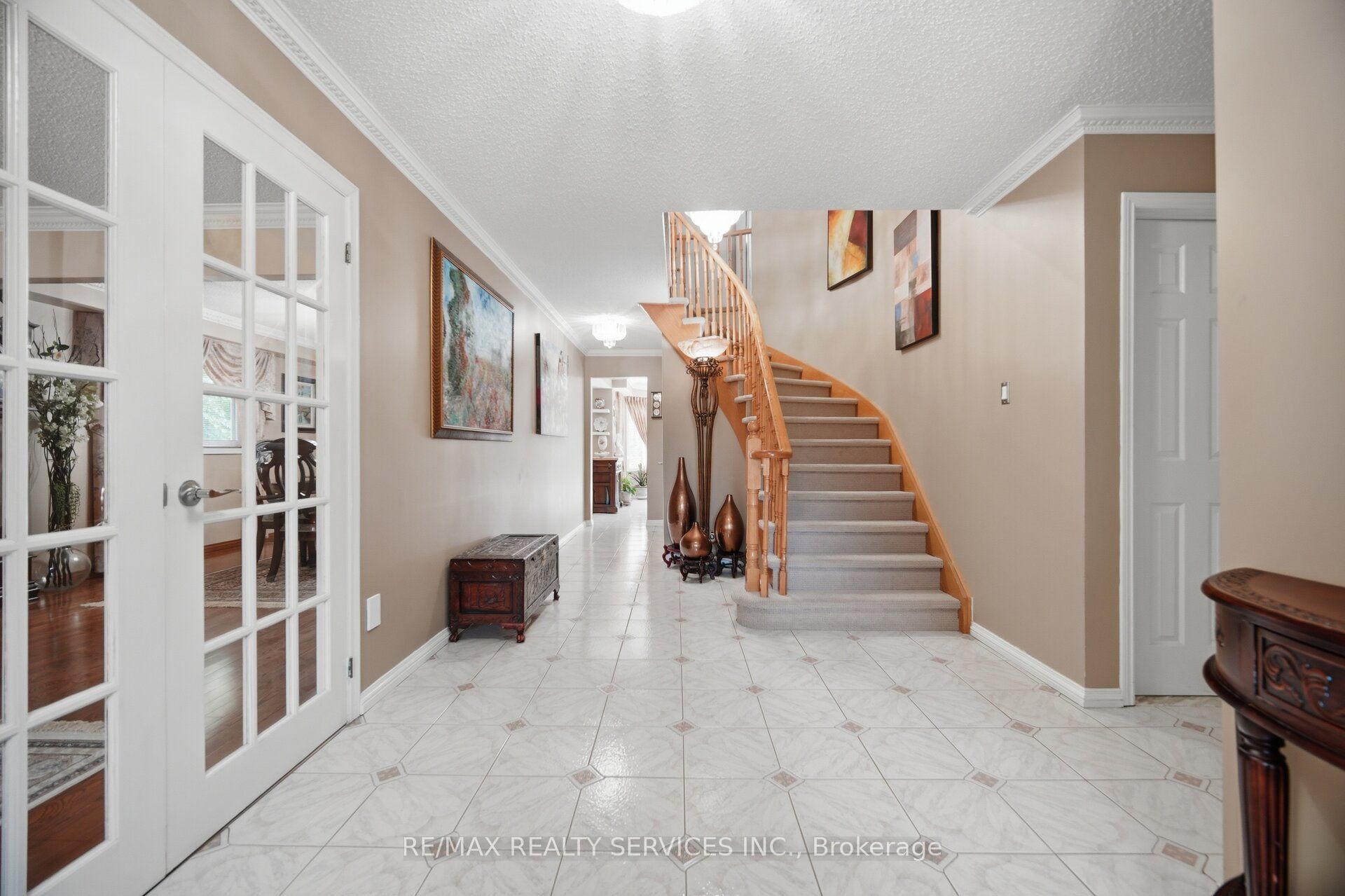 29 Christie Drive Property Photo 9