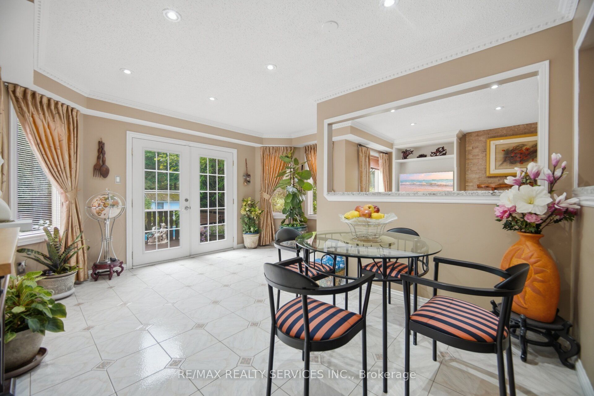 29 Christie Drive Property Photo 17