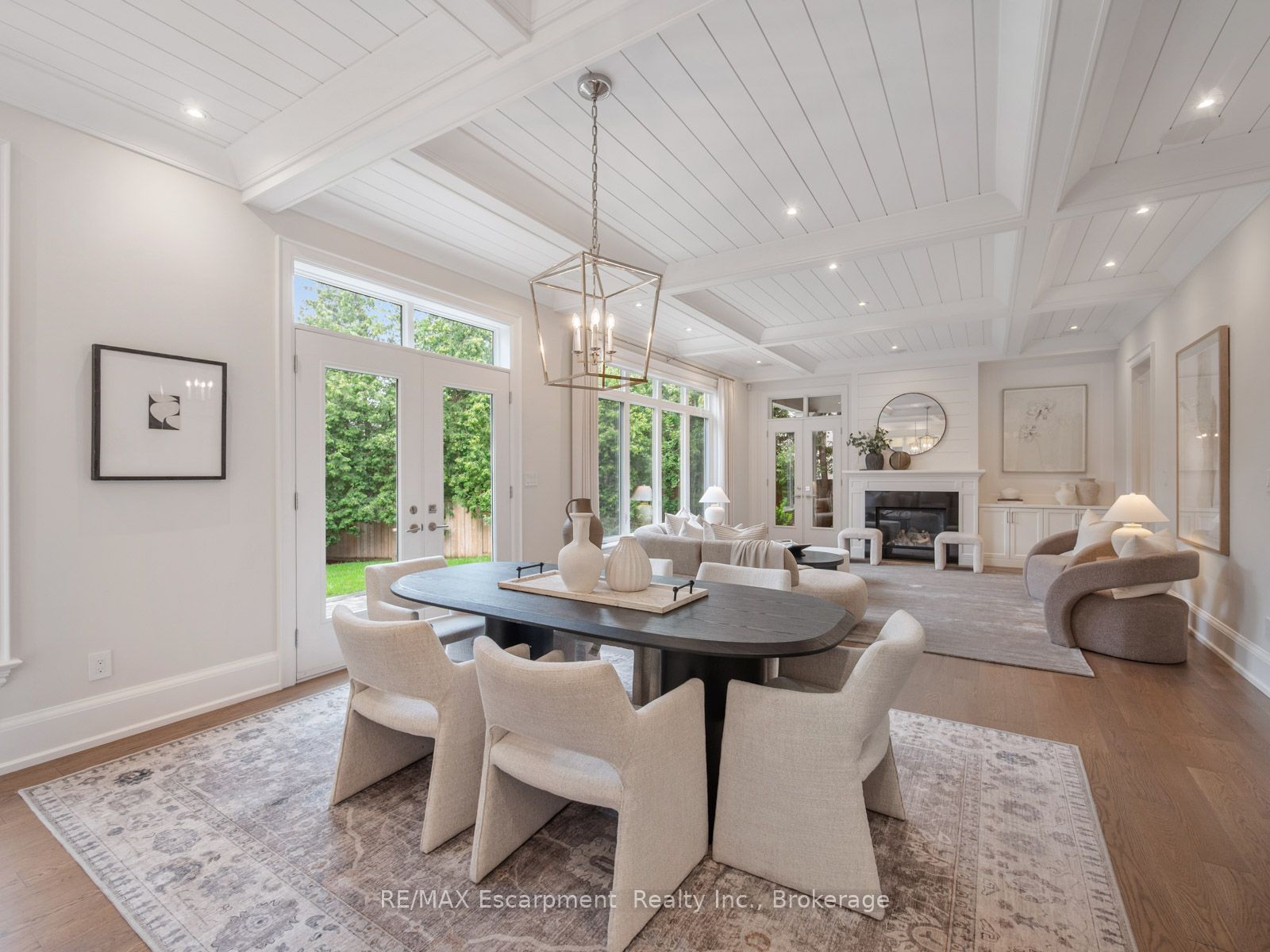 1077 Bridge Road Property Photo 13