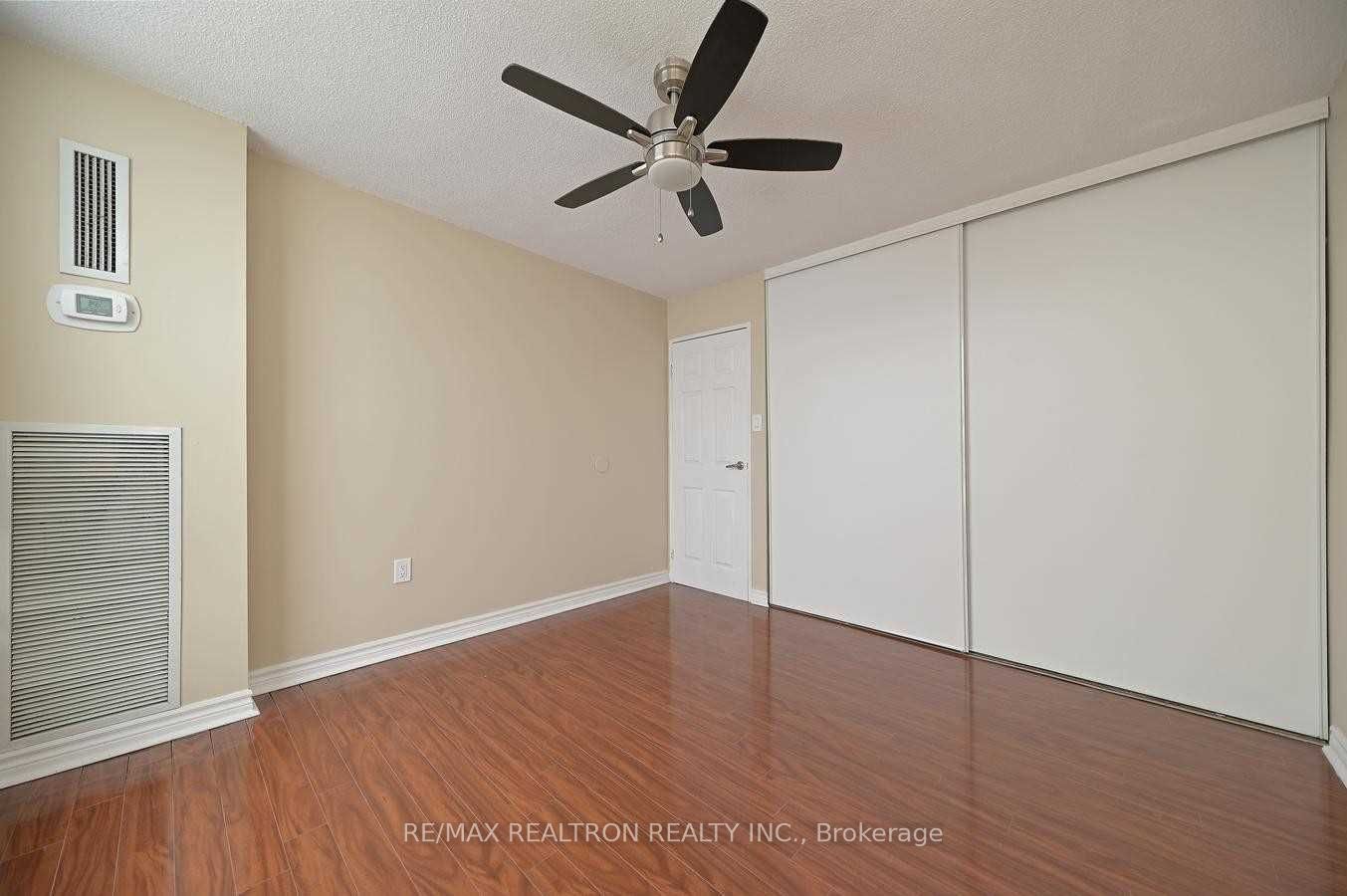 21 Knightsbridge Road 1201 Property Photo 18