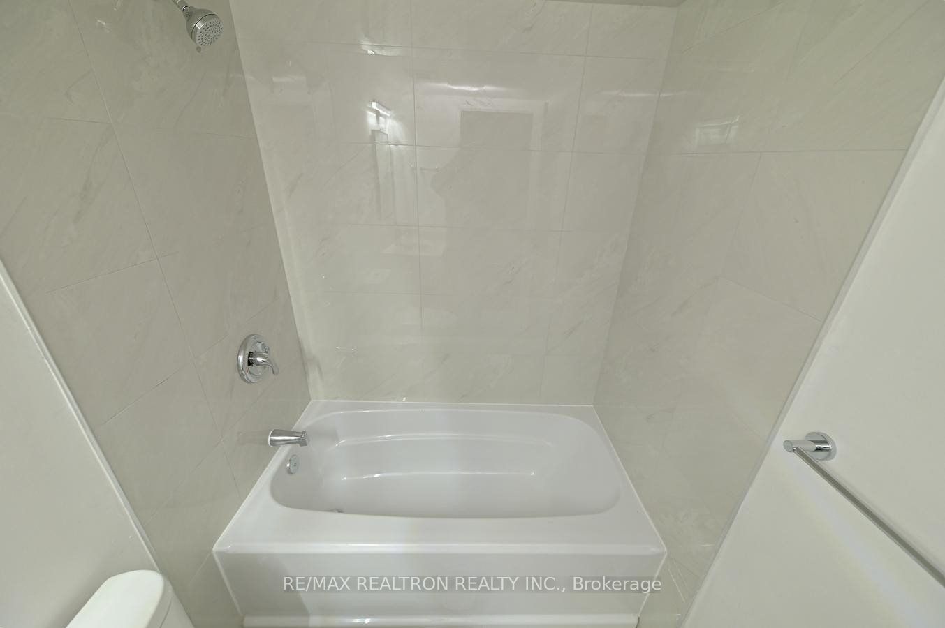 21 Knightsbridge Road 1201 Property Photo 22
