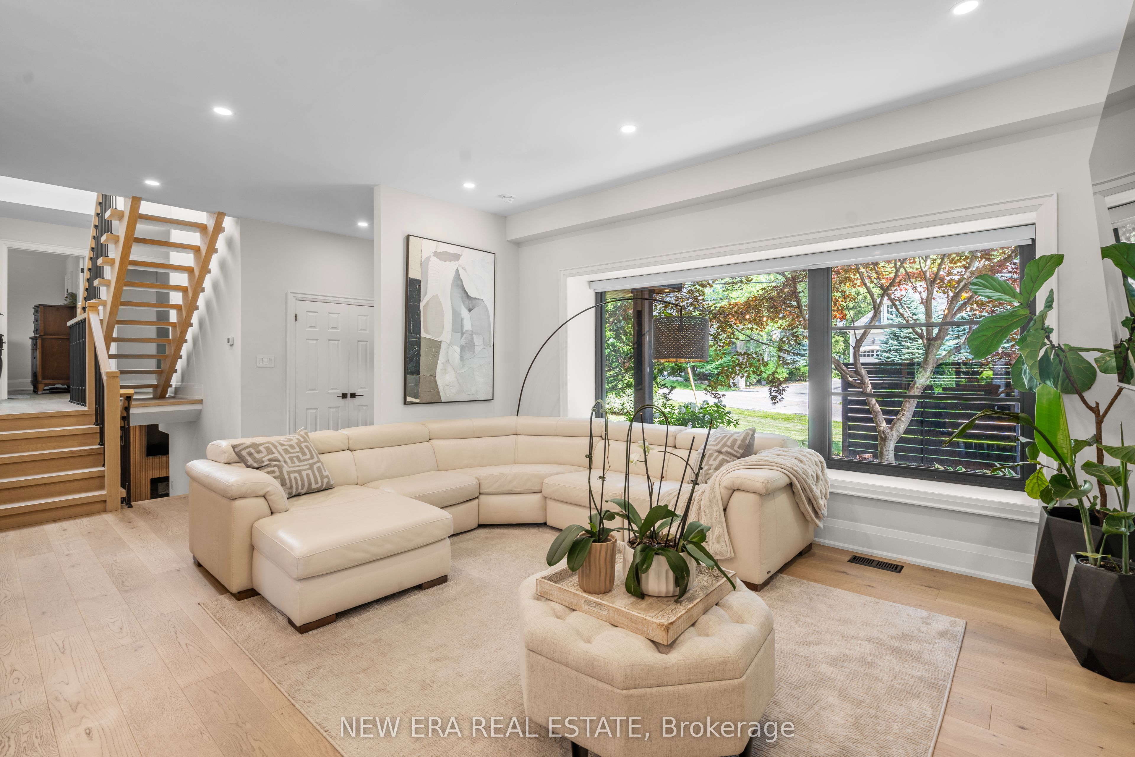 261 Pinetree Way Property Photo 17