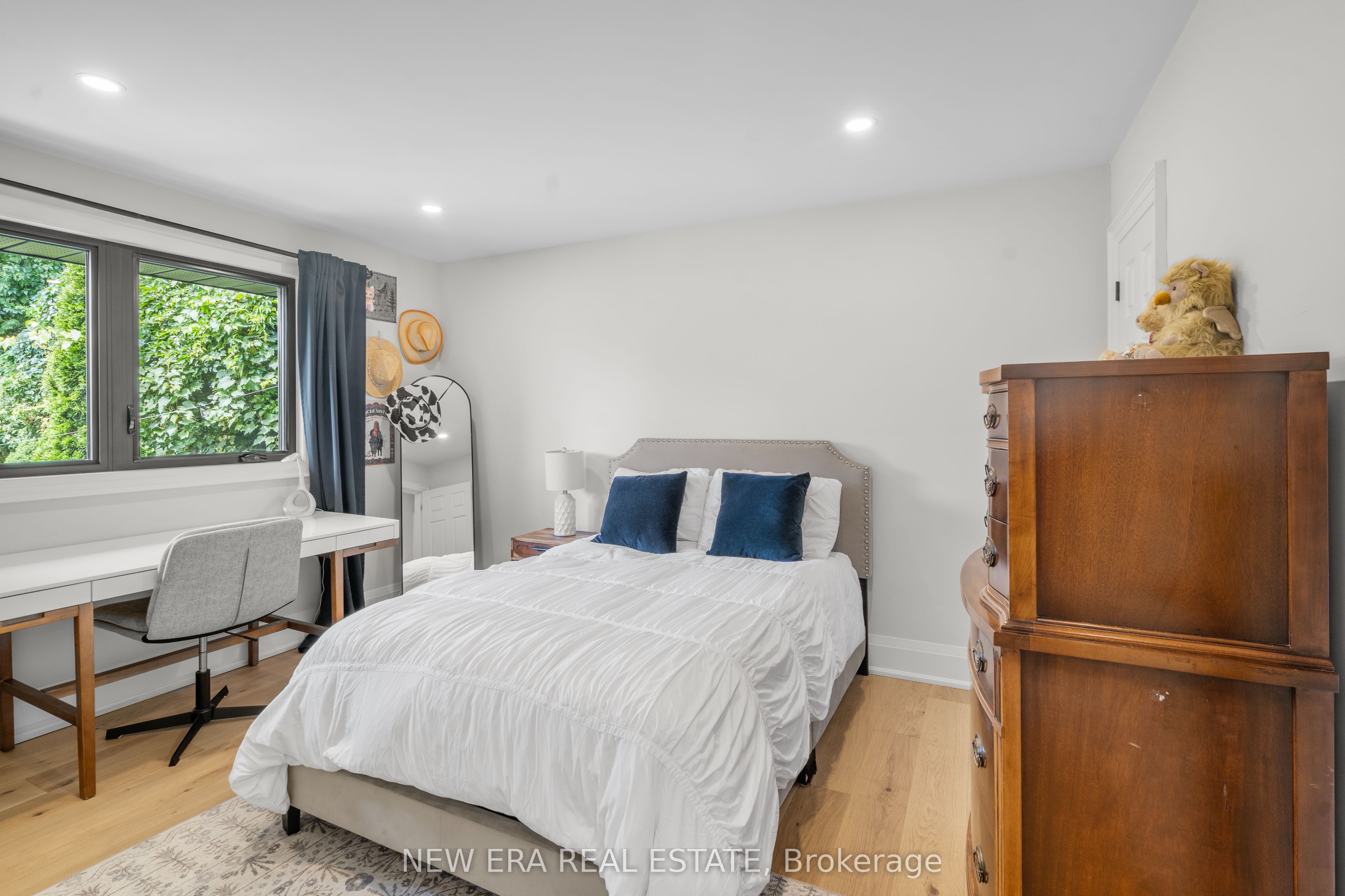 261 Pinetree Way Property Photo 29