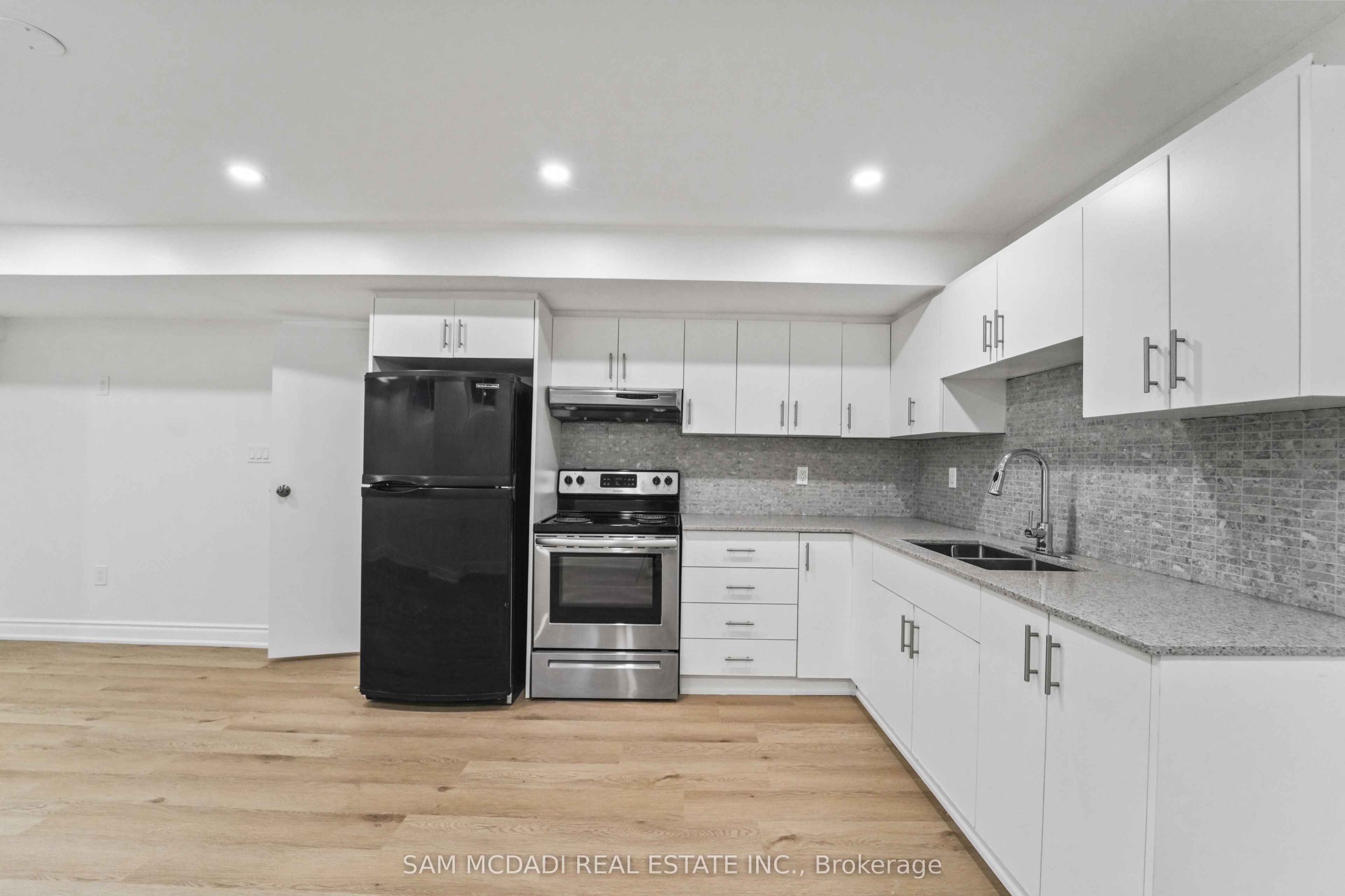 1821 Christopher Road Property Photo 7