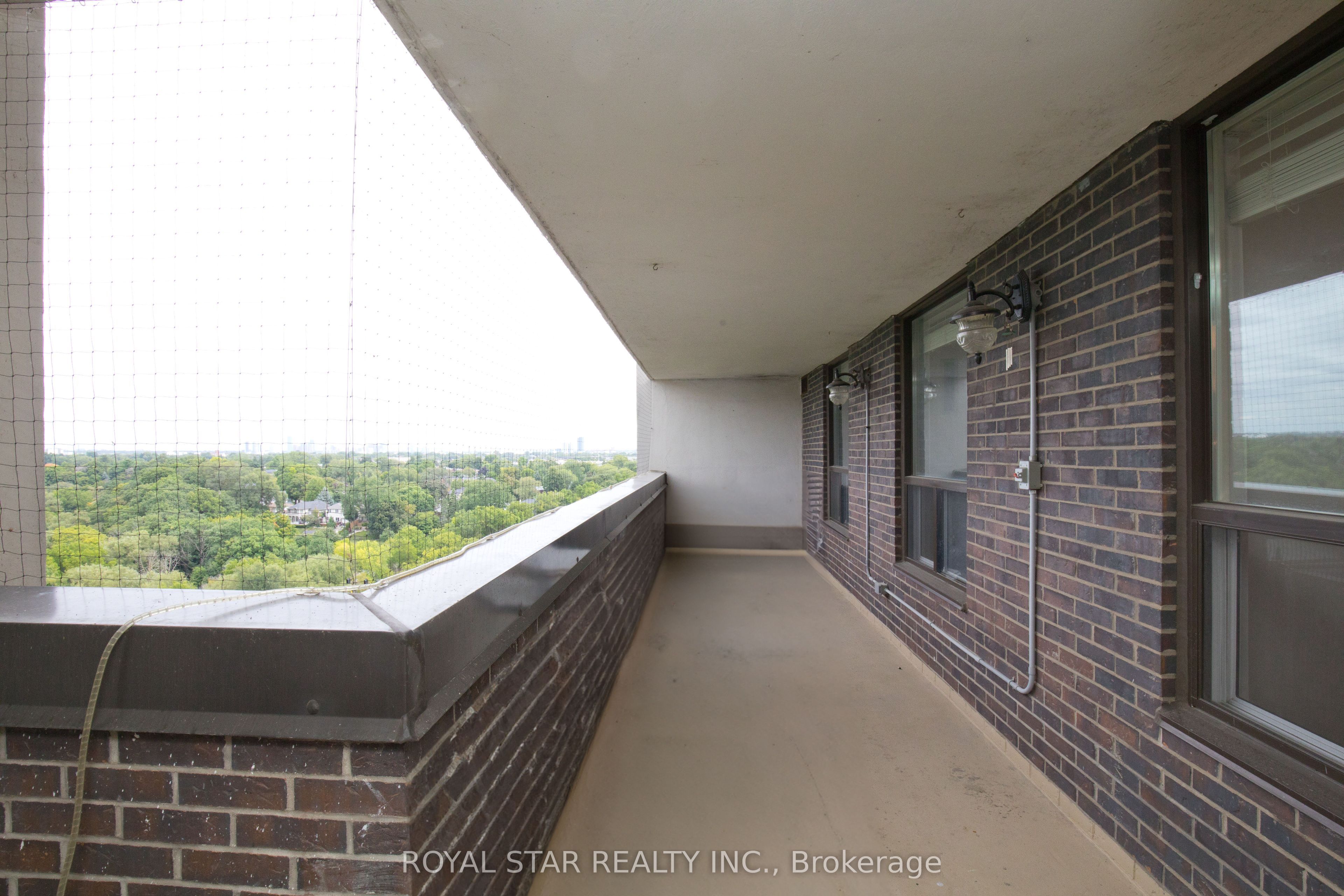 1535 Lakeshore Road E 1607 Property Photo 30