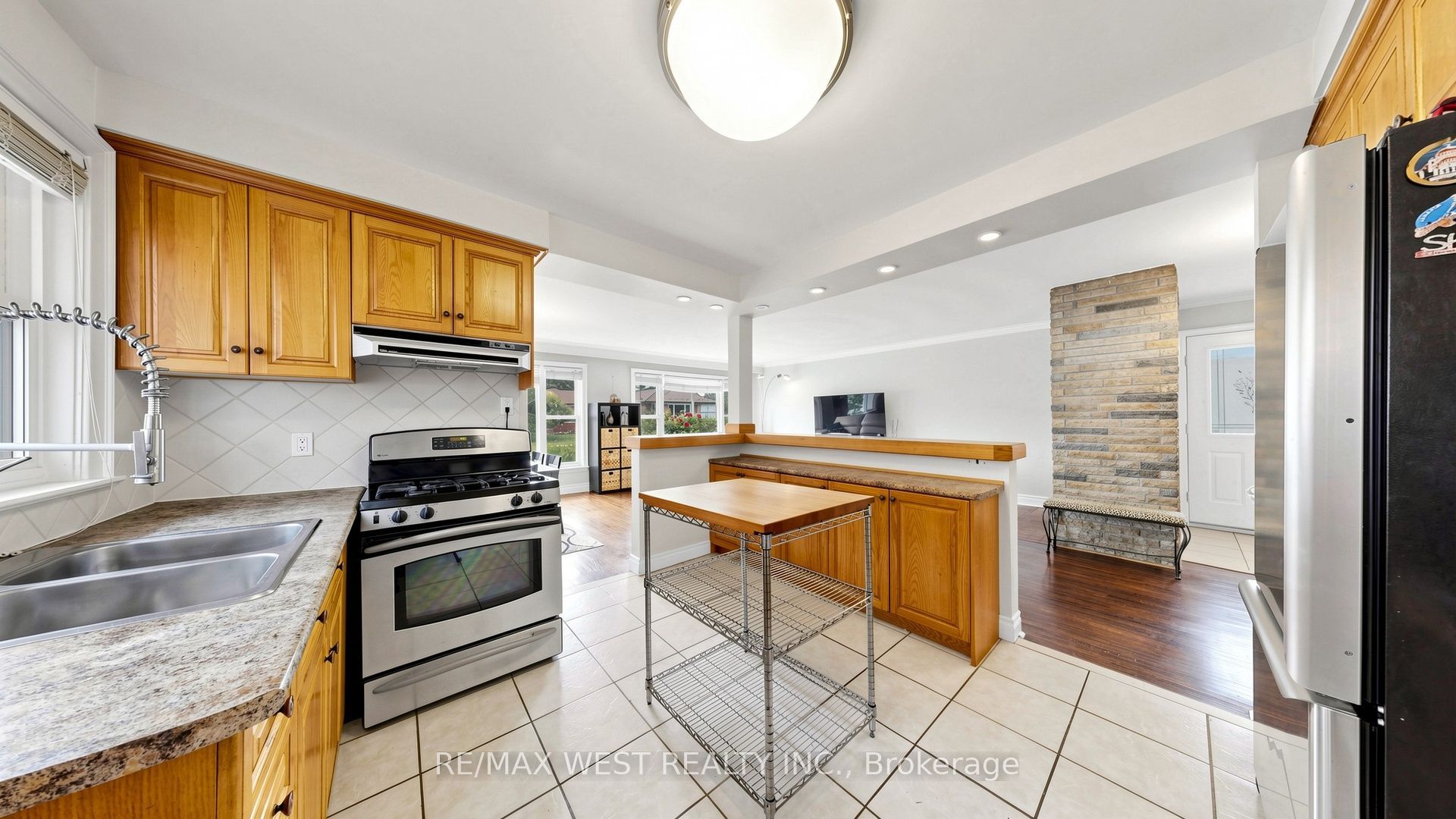 32 Allonsius Drive Property Photo 14