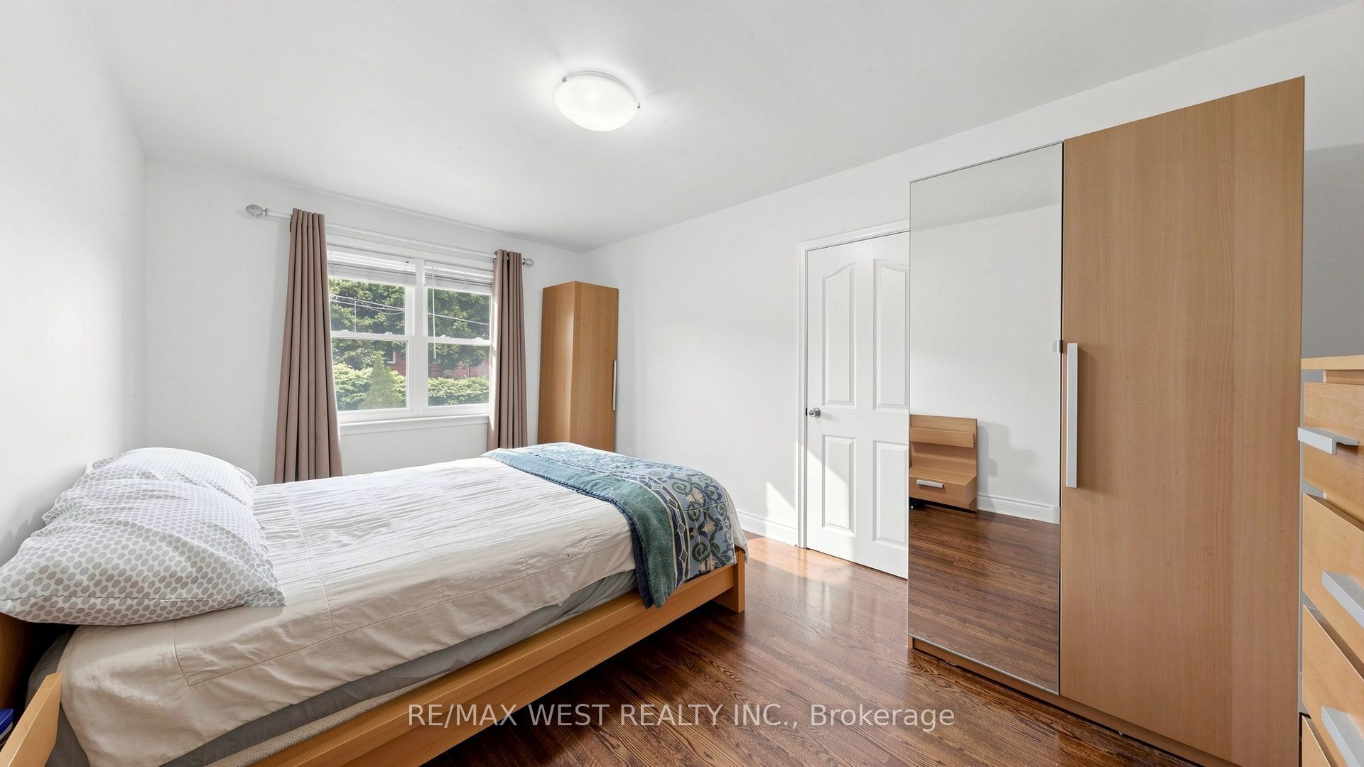 32 Allonsius Drive Property Photo 27