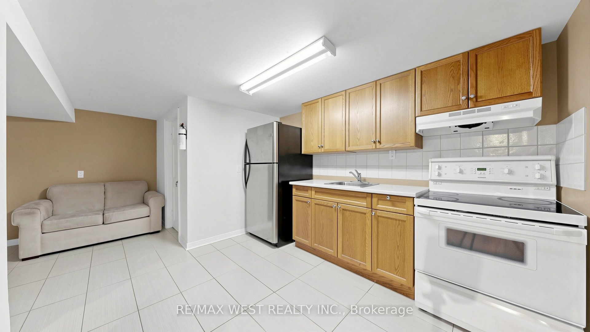 32 Allonsius Drive Property Photo 30