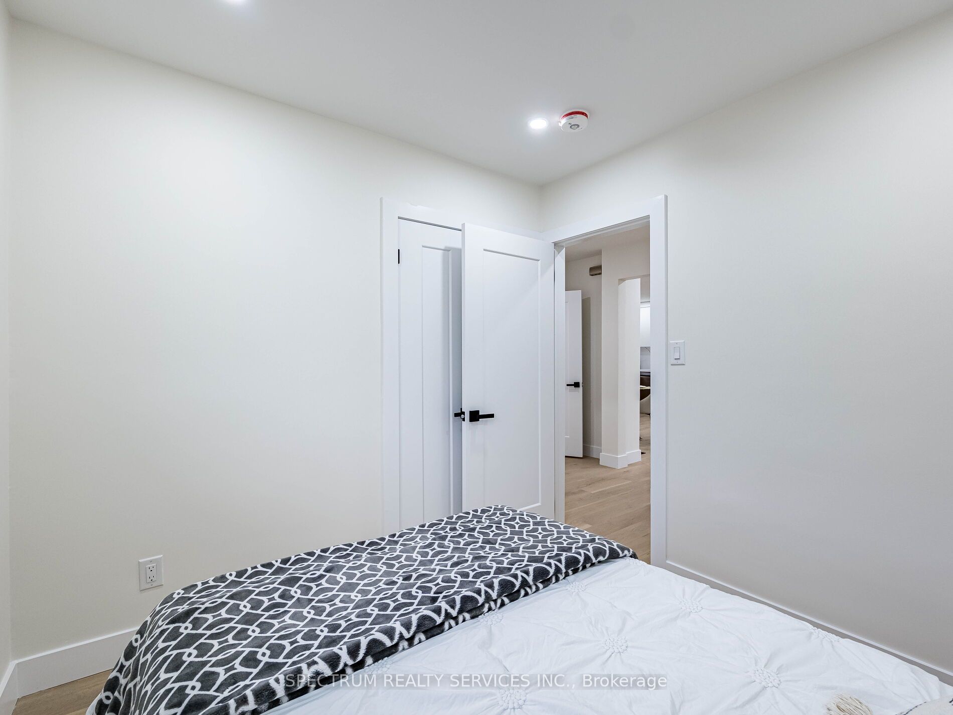 914 Francis Road Property Photo 23