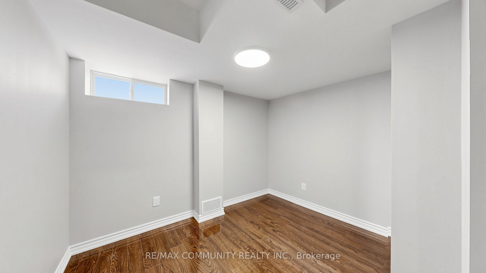5 Mugford Crescent N Basement Property Photo 18