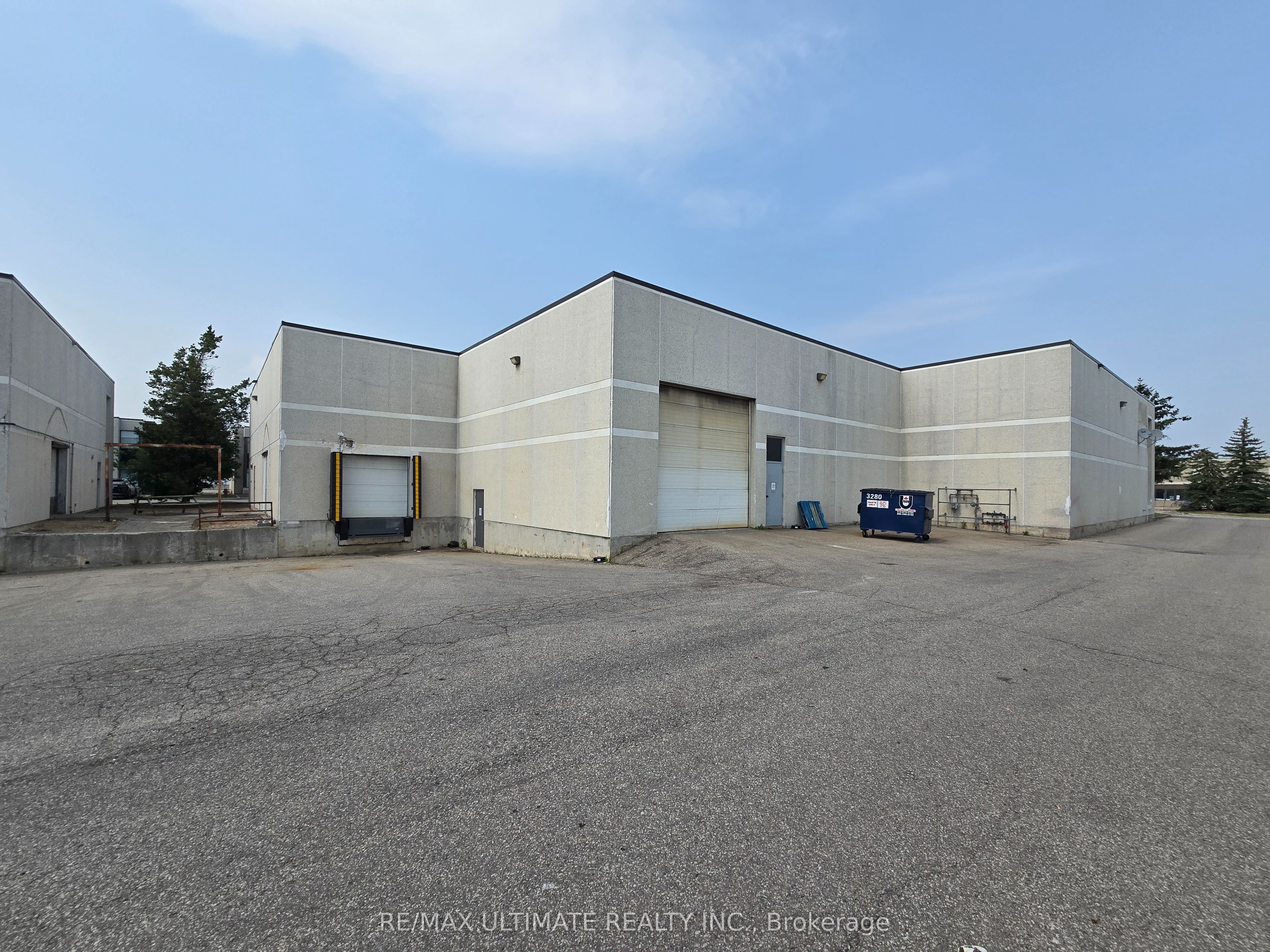 386 Deerhurst Drive A Property Photo 14