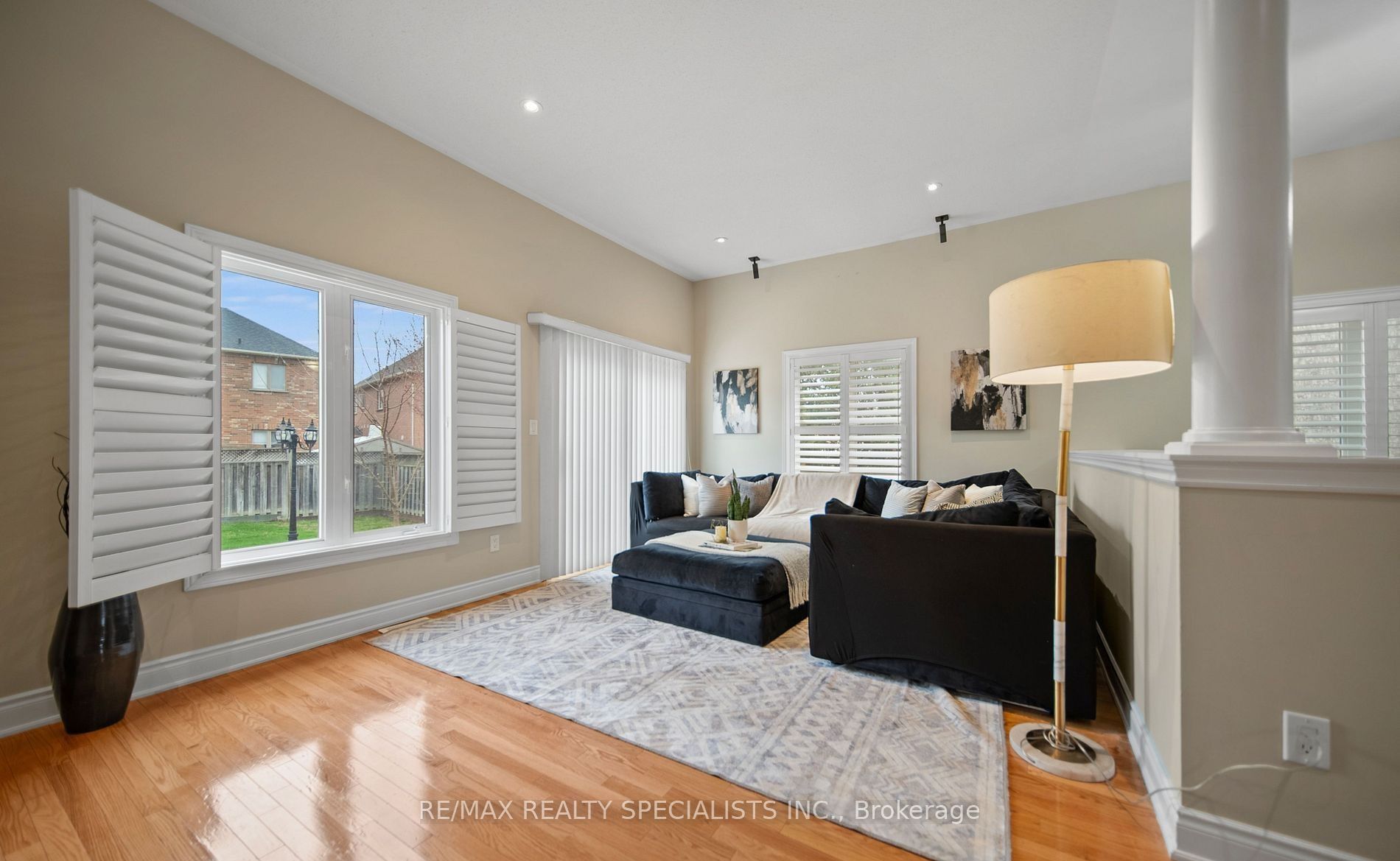 31 Saint Hubert Drive Property Photo 12