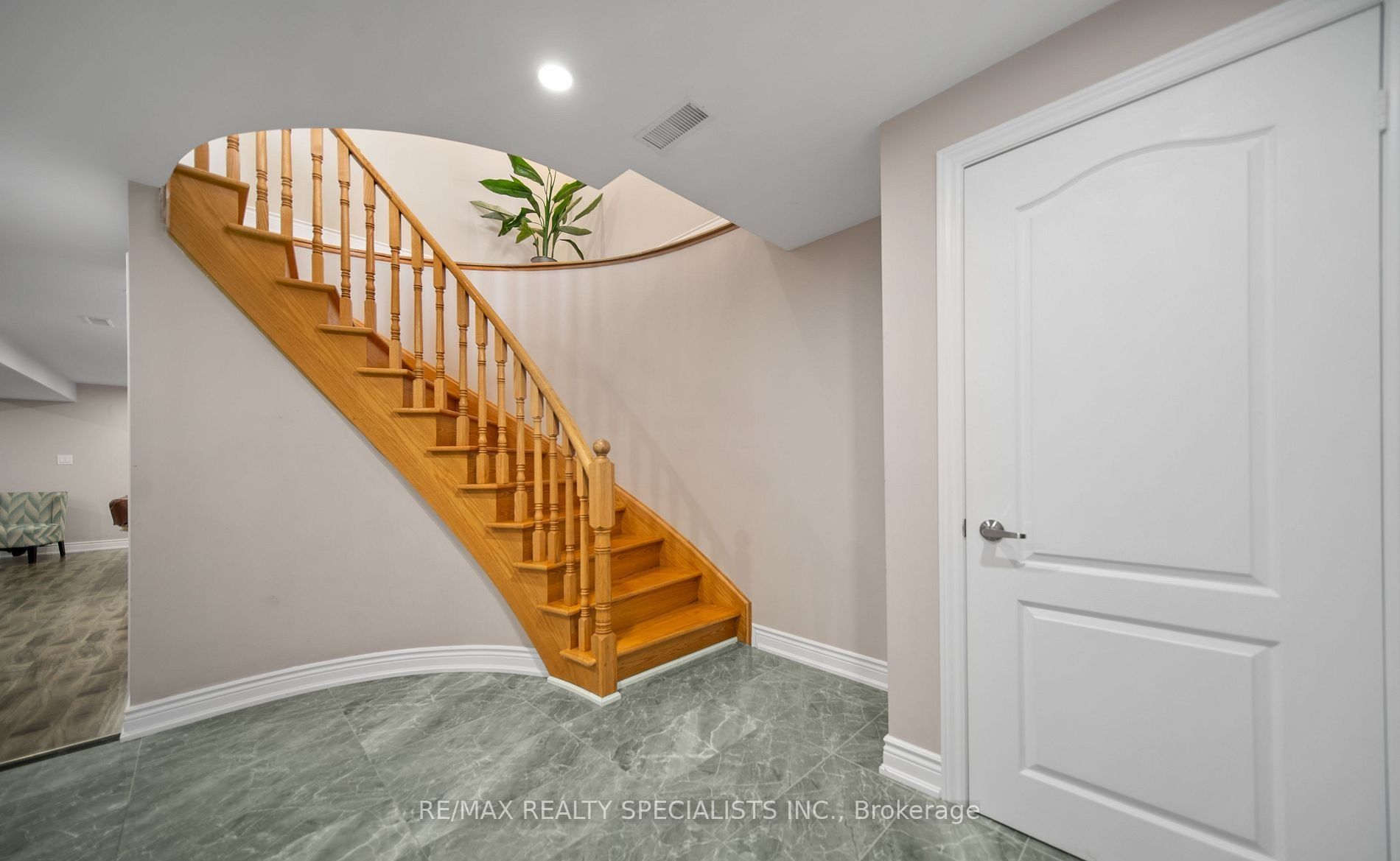 31 Saint Hubert Drive Property Photo 27