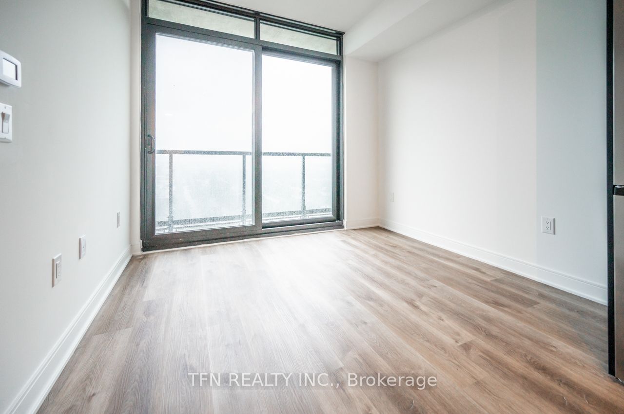 86 Dundas Street E 1611 Property Photo 16