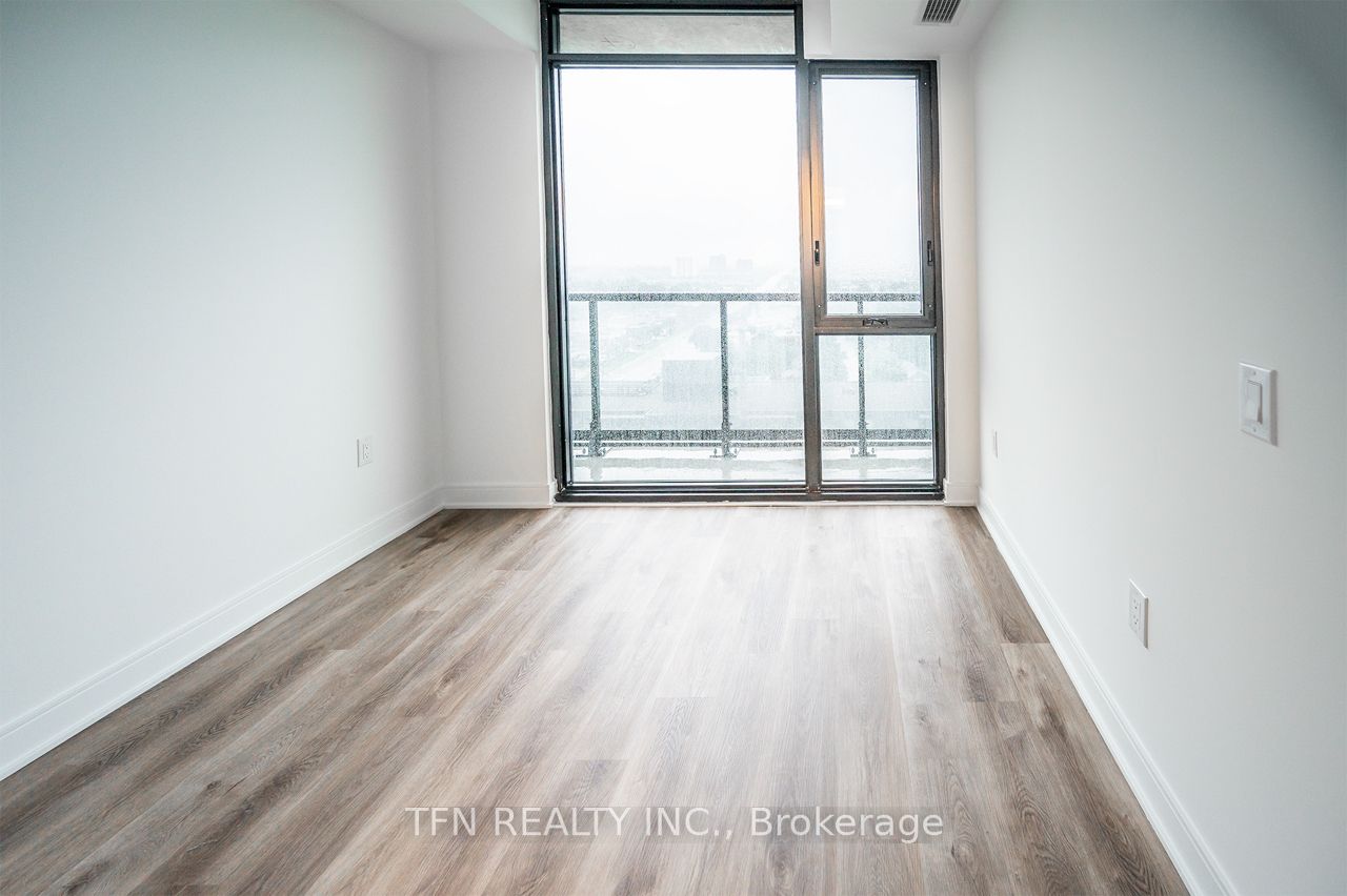 86 Dundas Street E 1611 Property Photo 18
