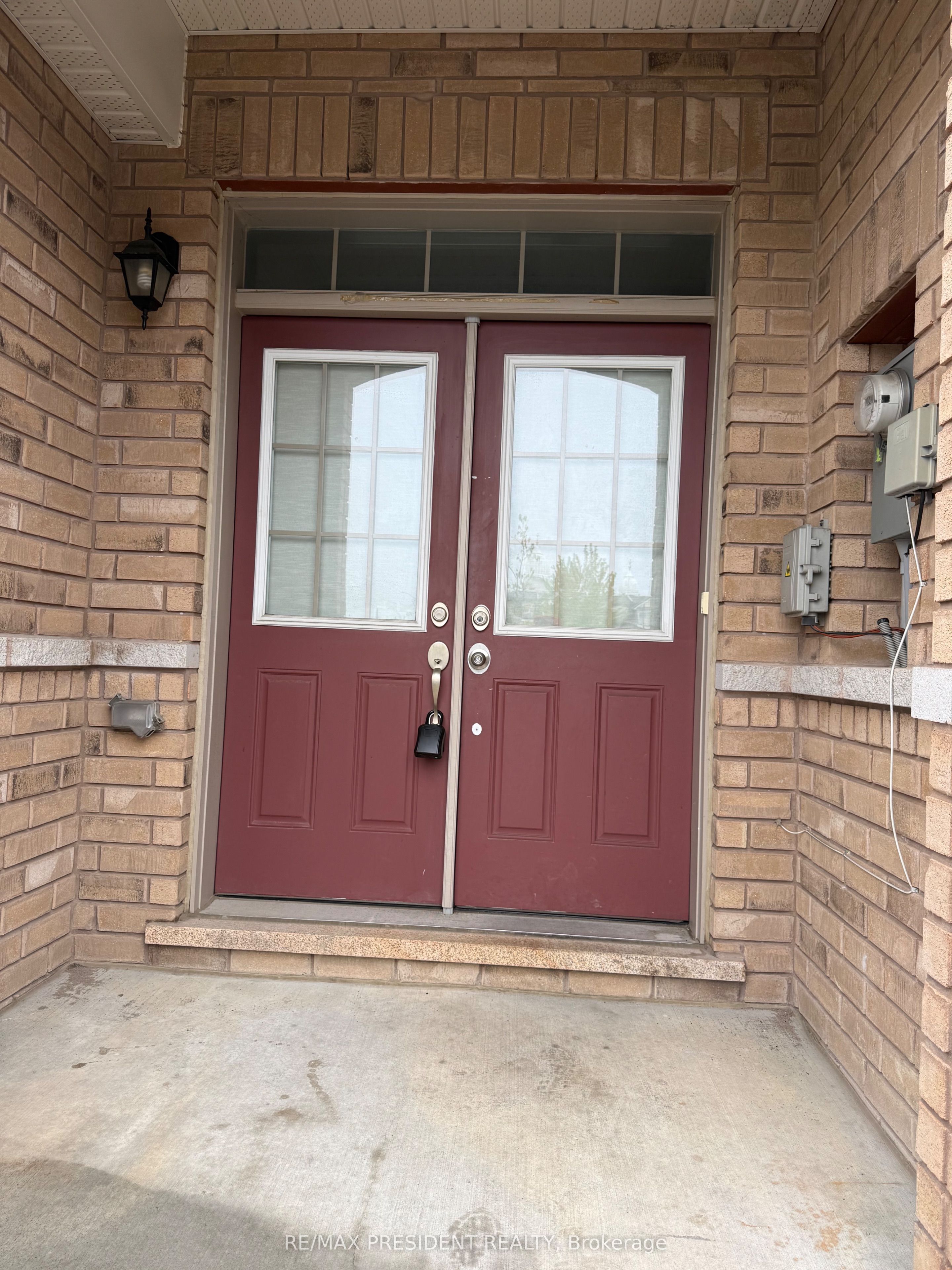 98 Davenfield Circle Property Photo 1
