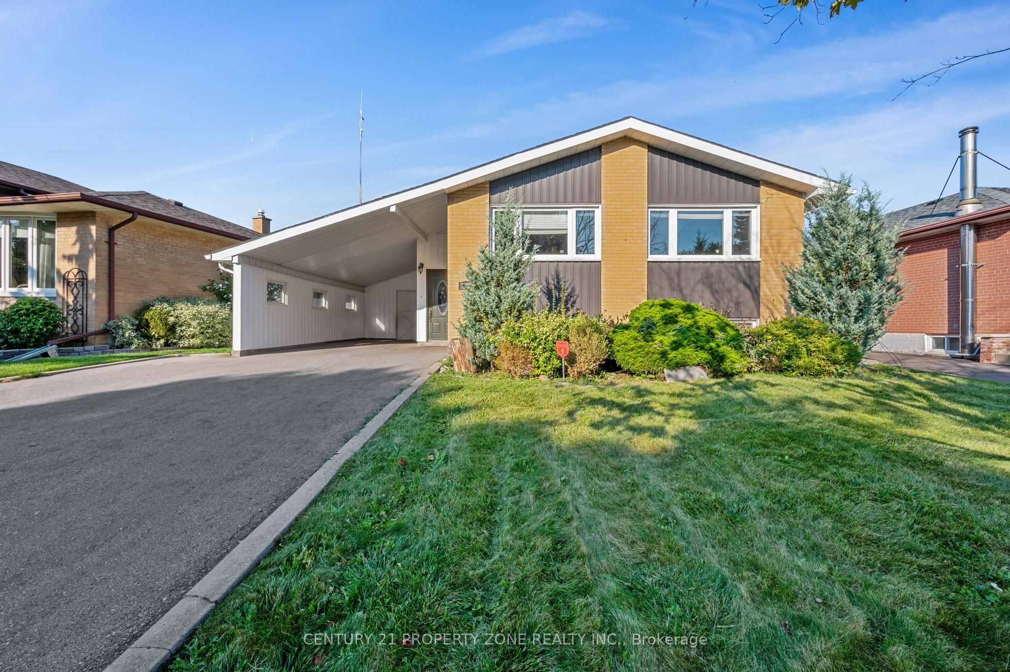 25 Chatsworth Drive Property Photo 2