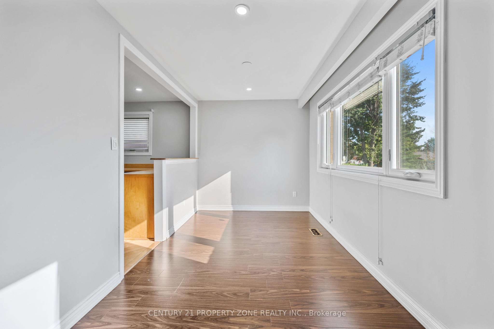 25 Chatsworth Drive Property Photo 11