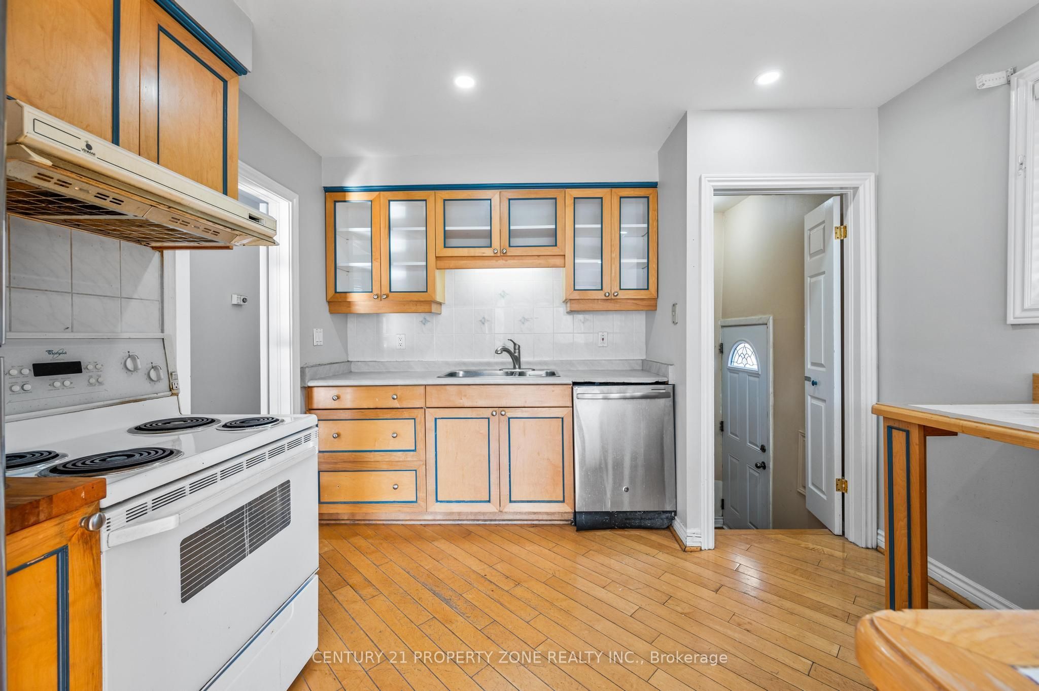 25 Chatsworth Drive Property Photo 16