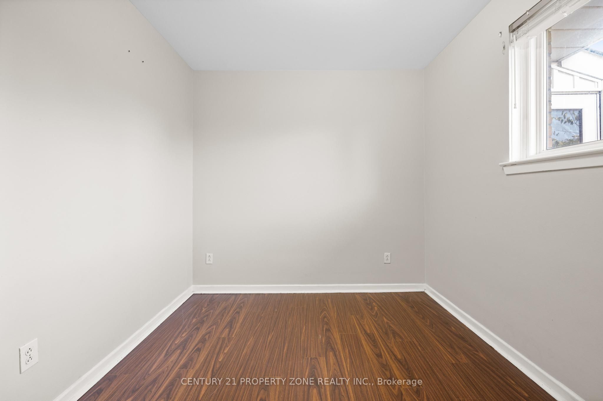 25 Chatsworth Drive Property Photo 27