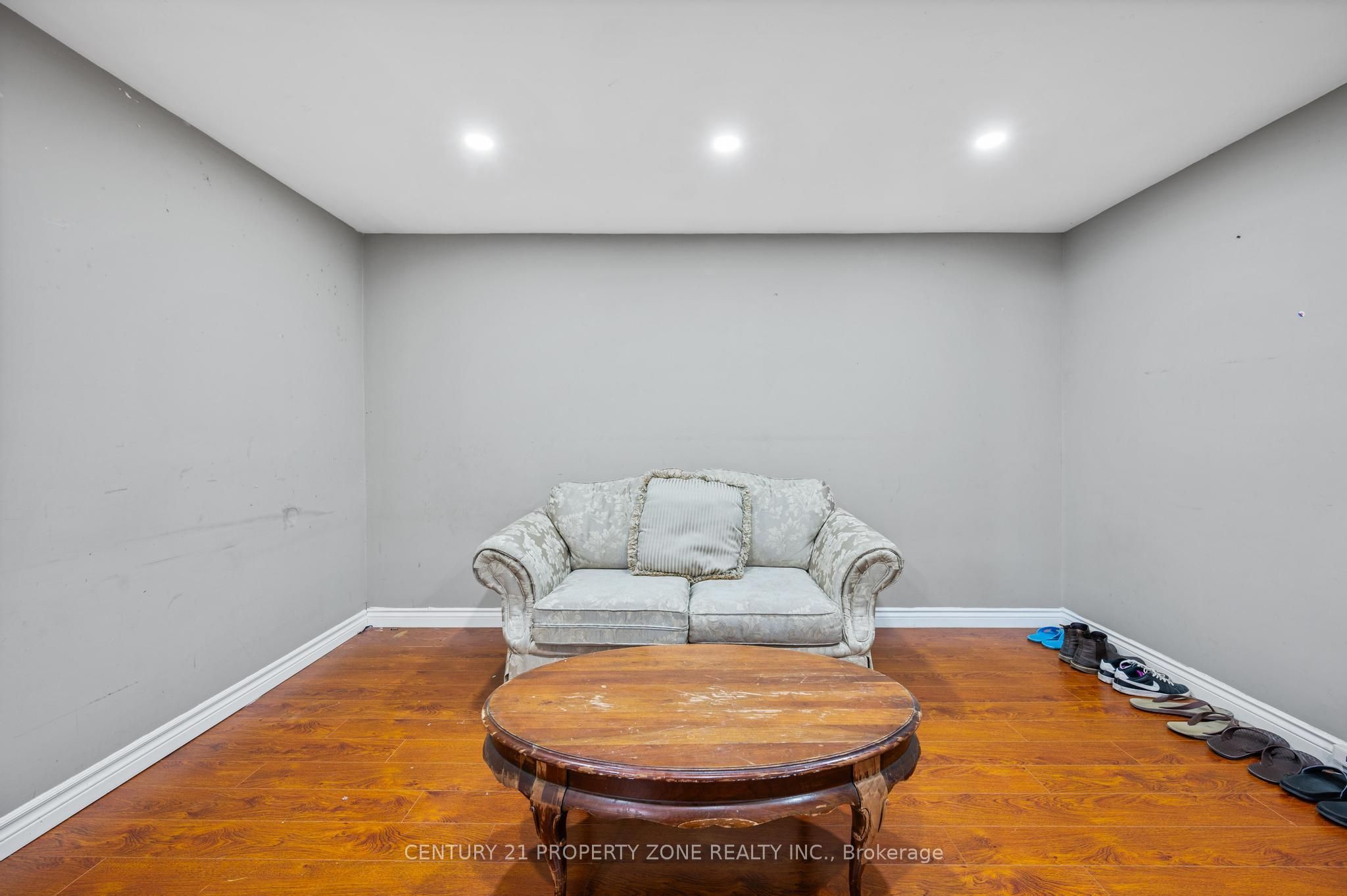 25 Chatsworth Drive Property Photo 32