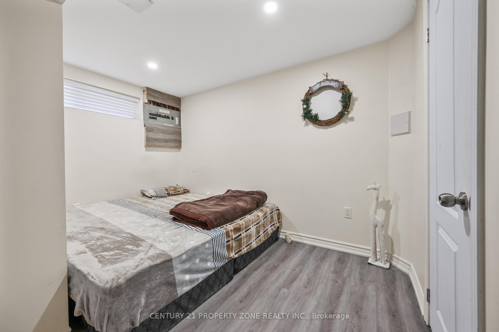 25 Chatsworth Drive Property Photo 39