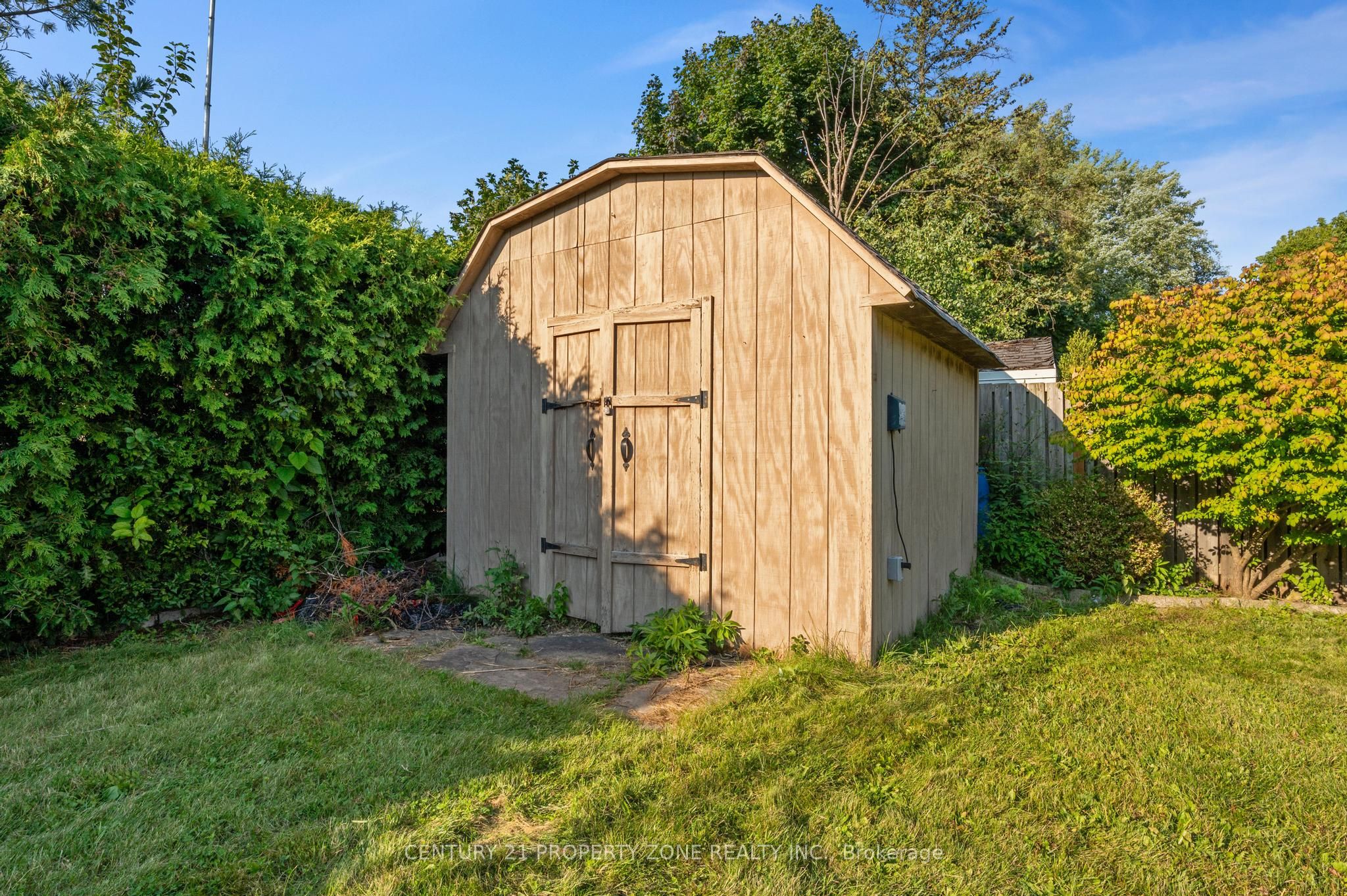 25 Chatsworth Drive Property Photo 49