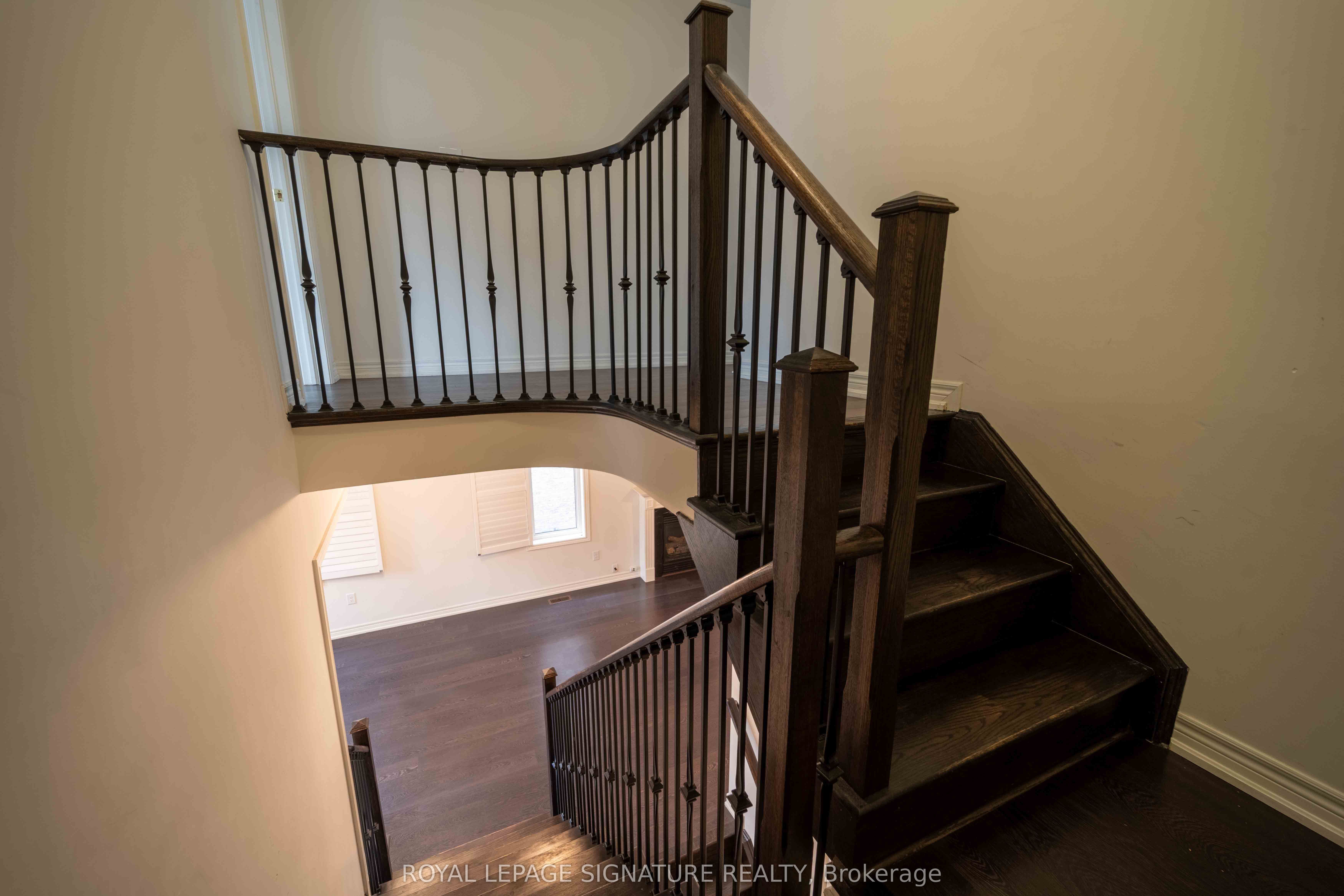 5570 Meadowcrest Avenue Property Photo 12