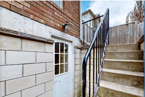 3064 Stornoway Circuit Property Photo 1