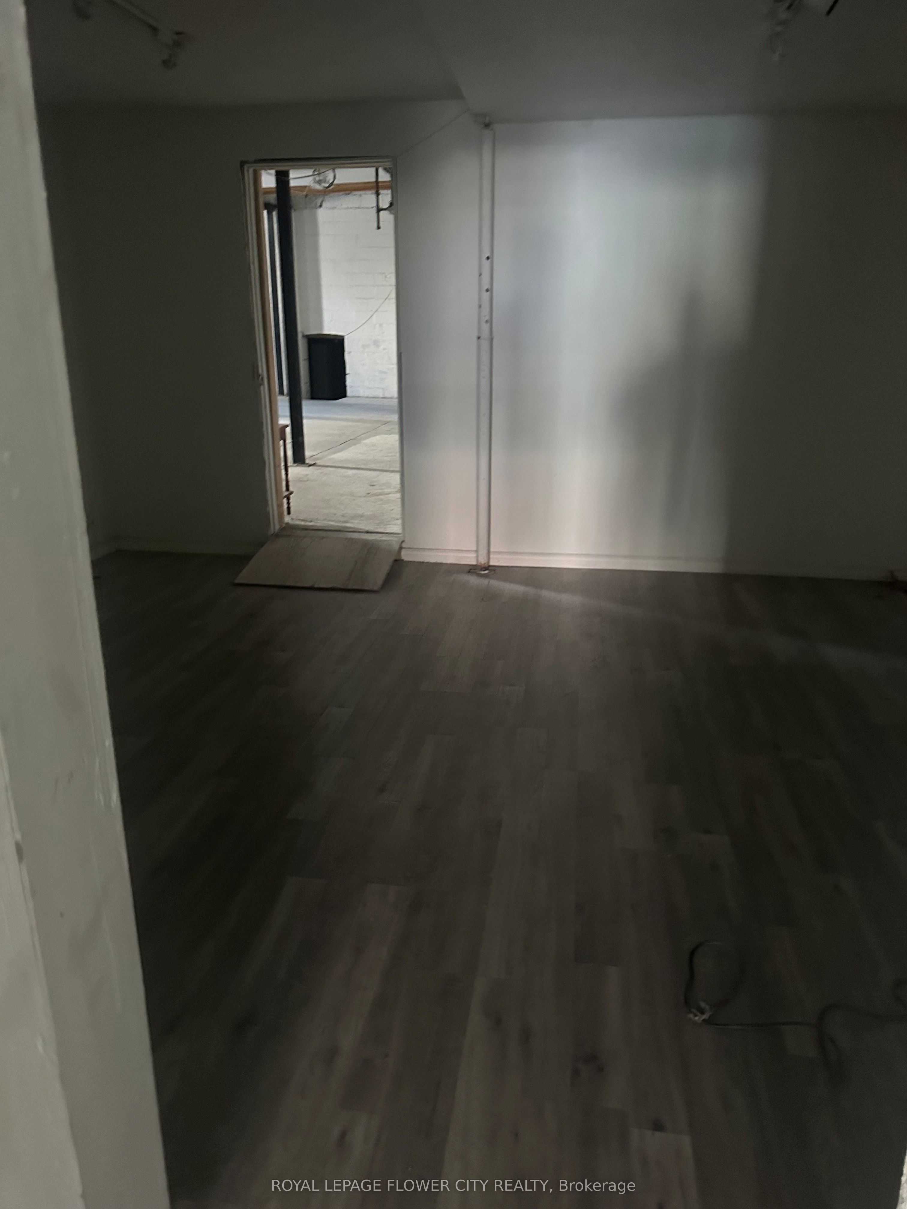 1188 Weston Road Property Photo 3
