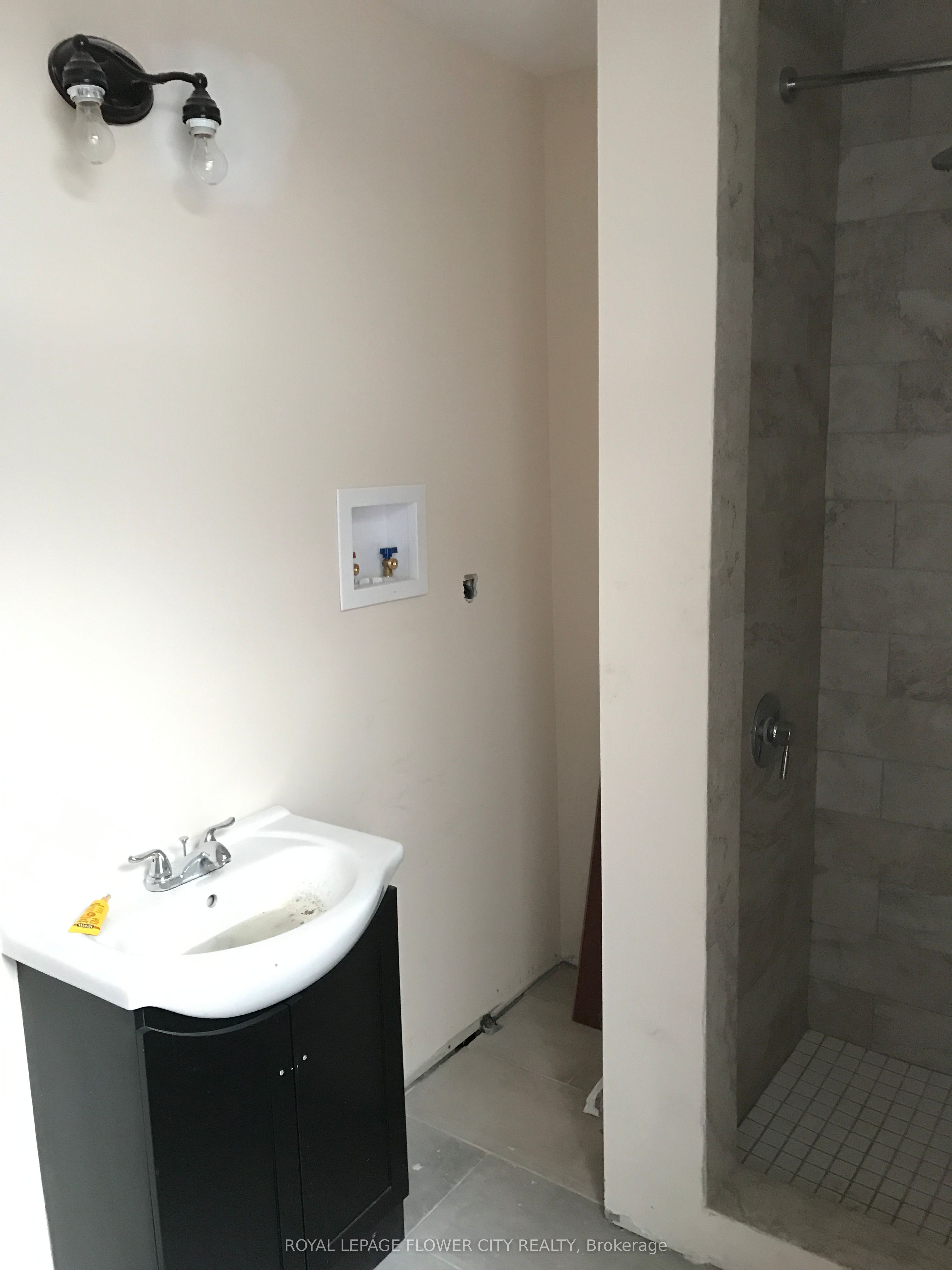 1188 Weston Road Property Photo 18