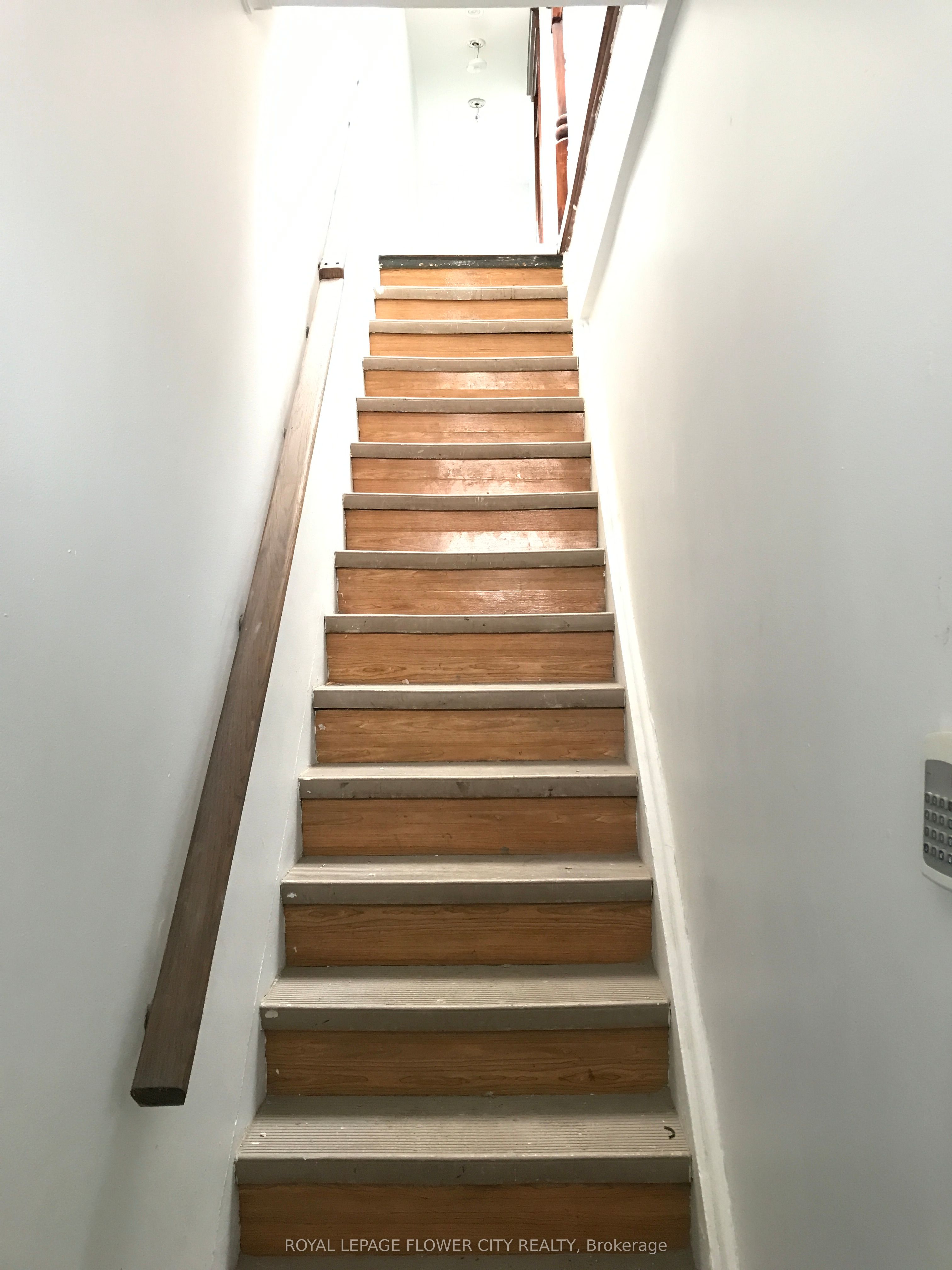 1188 Weston Road Property Photo 22