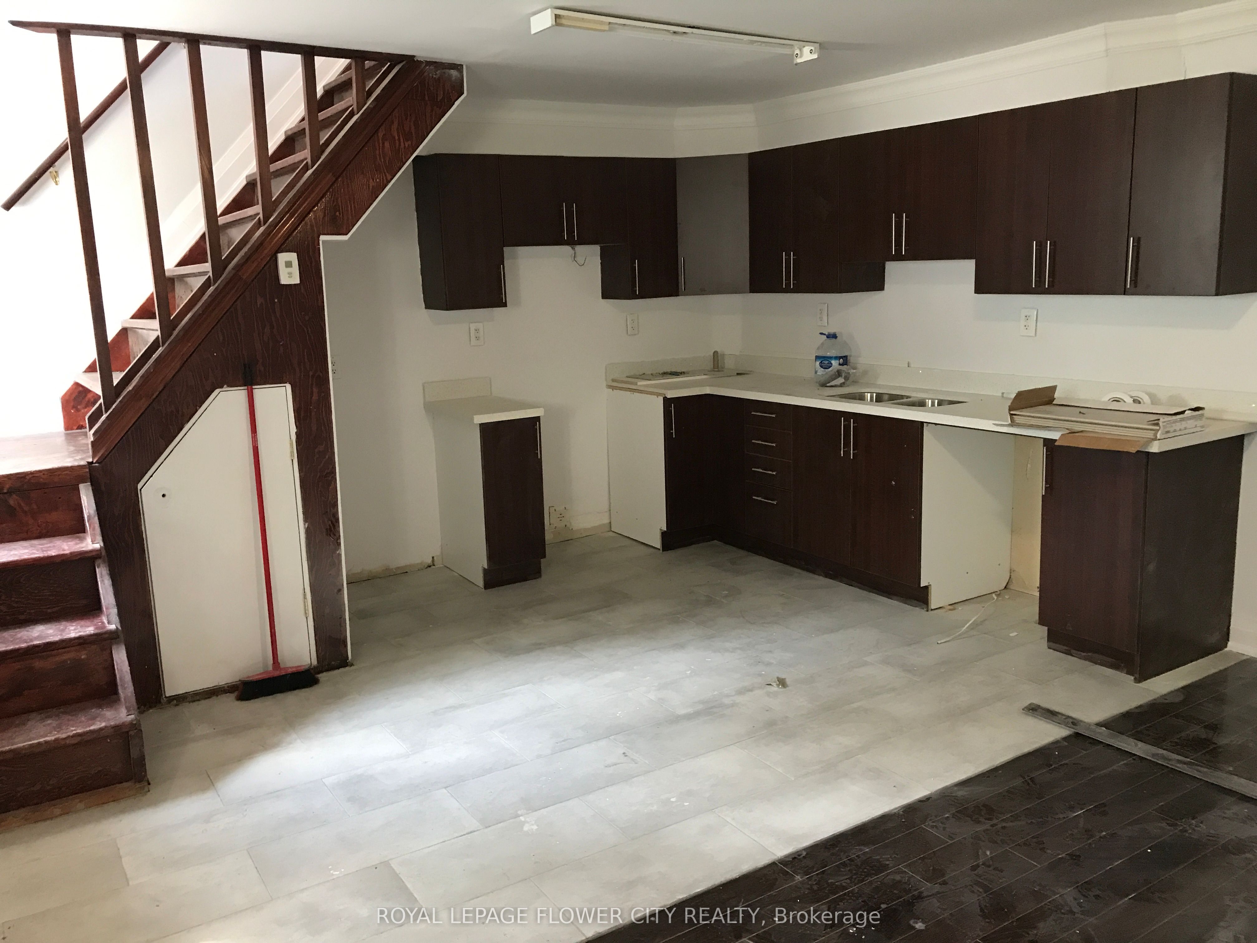 1188 Weston Road Property Photo 23