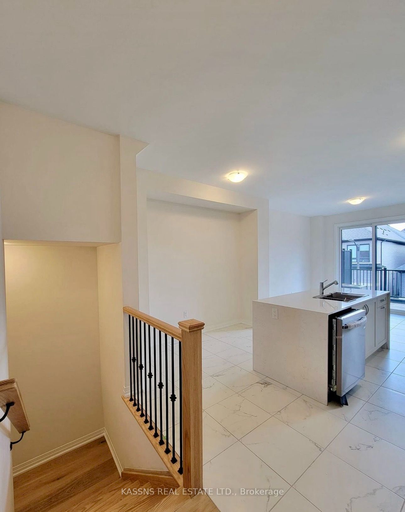 3305 Sixth Line Property Photo 15