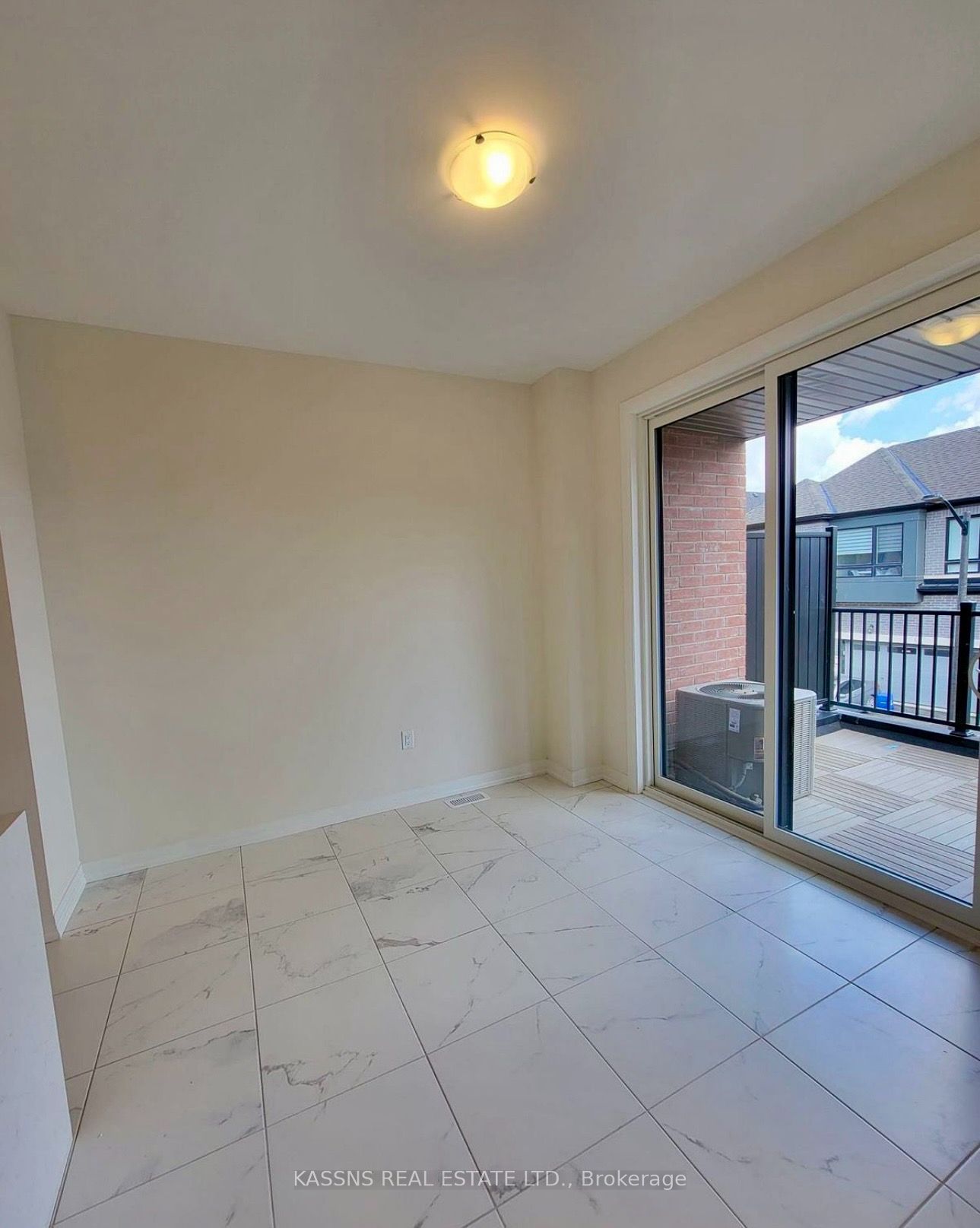 3305 Sixth Line Property Photo 18