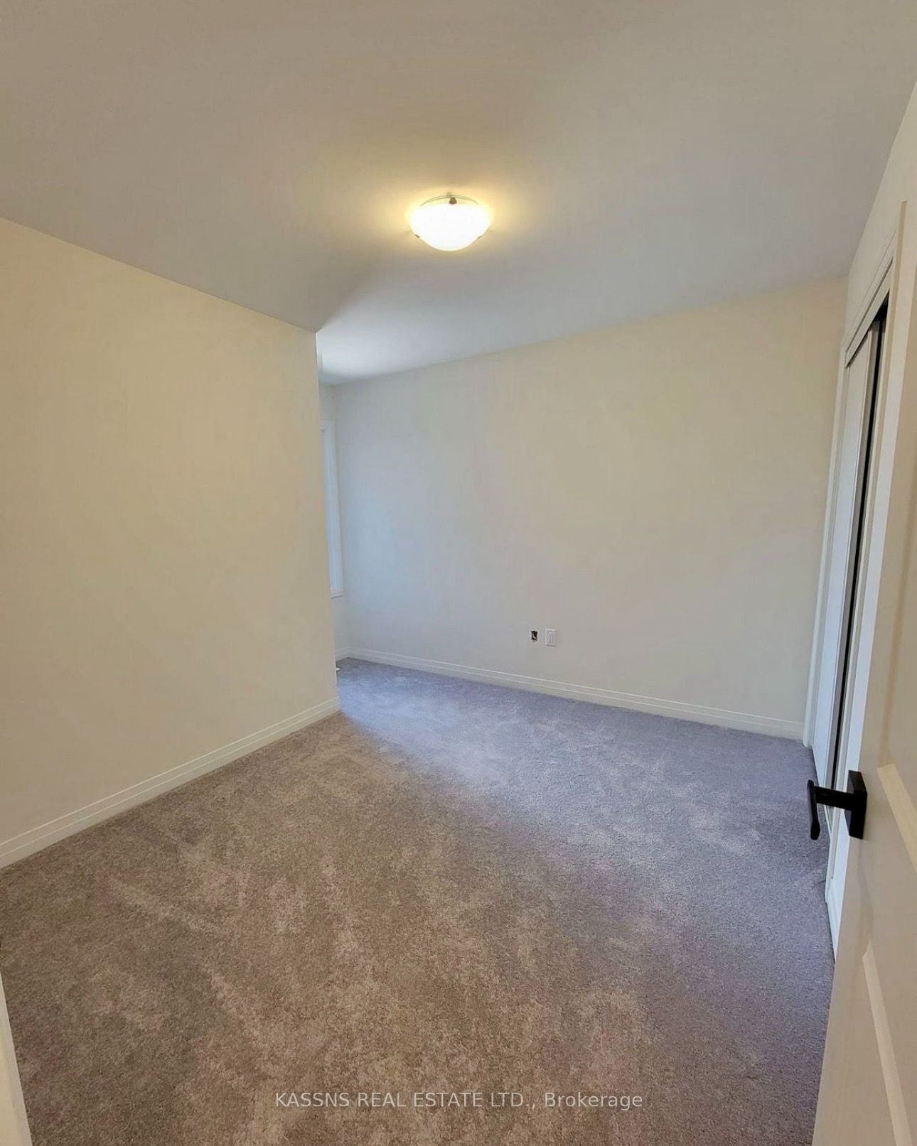3305 Sixth Line Property Photo 22