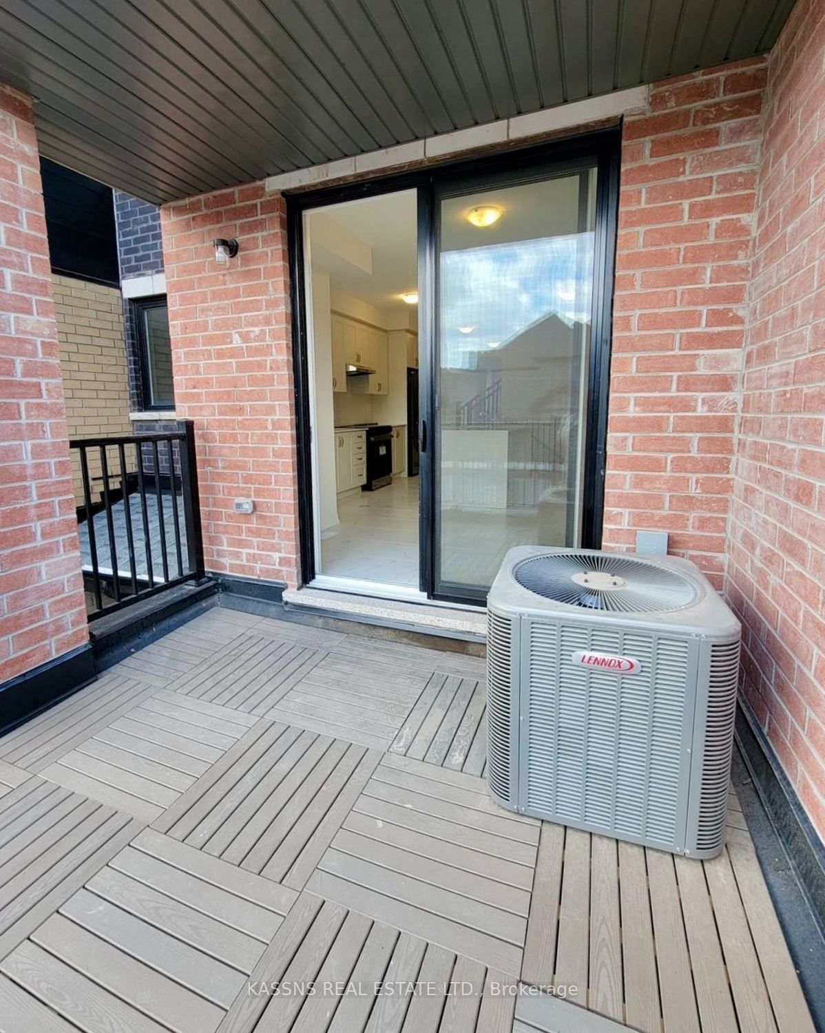 3305 Sixth Line Property Photo 23